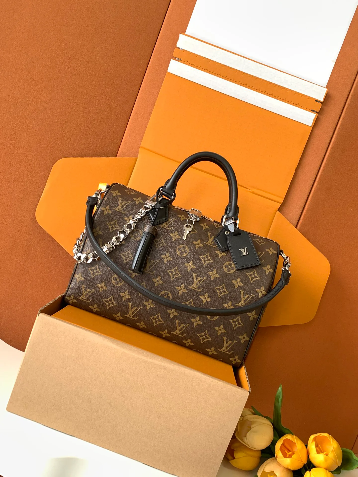 Women's Classic Handbags LOUIS VUITTON 17844891