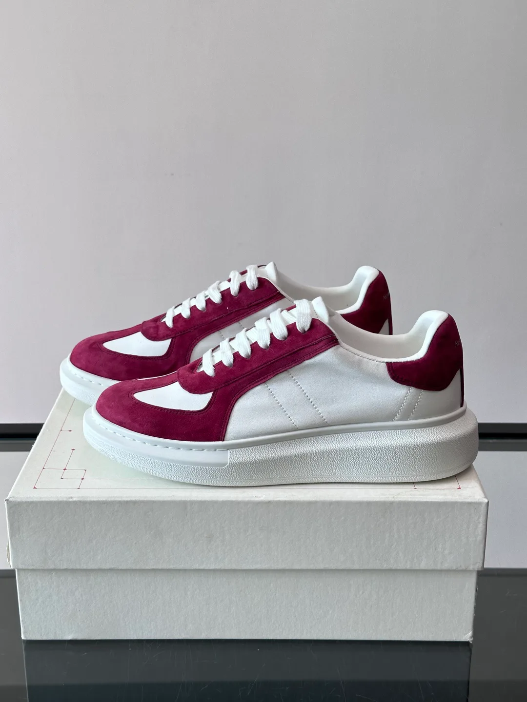 Women's Sneakers ALEXANDER MCQUEEN 17224146