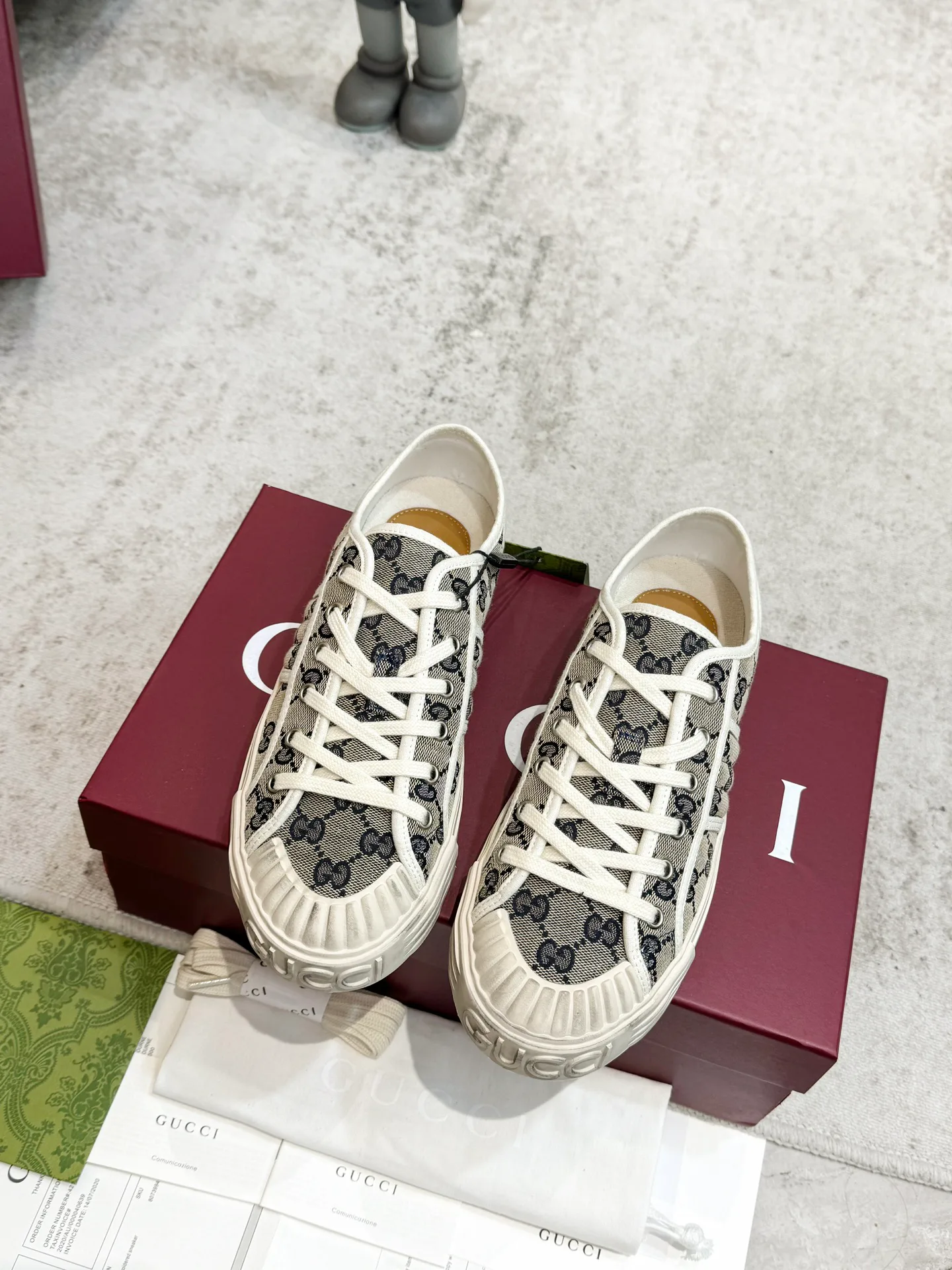 Women's Sneakers GUCCI 18139044