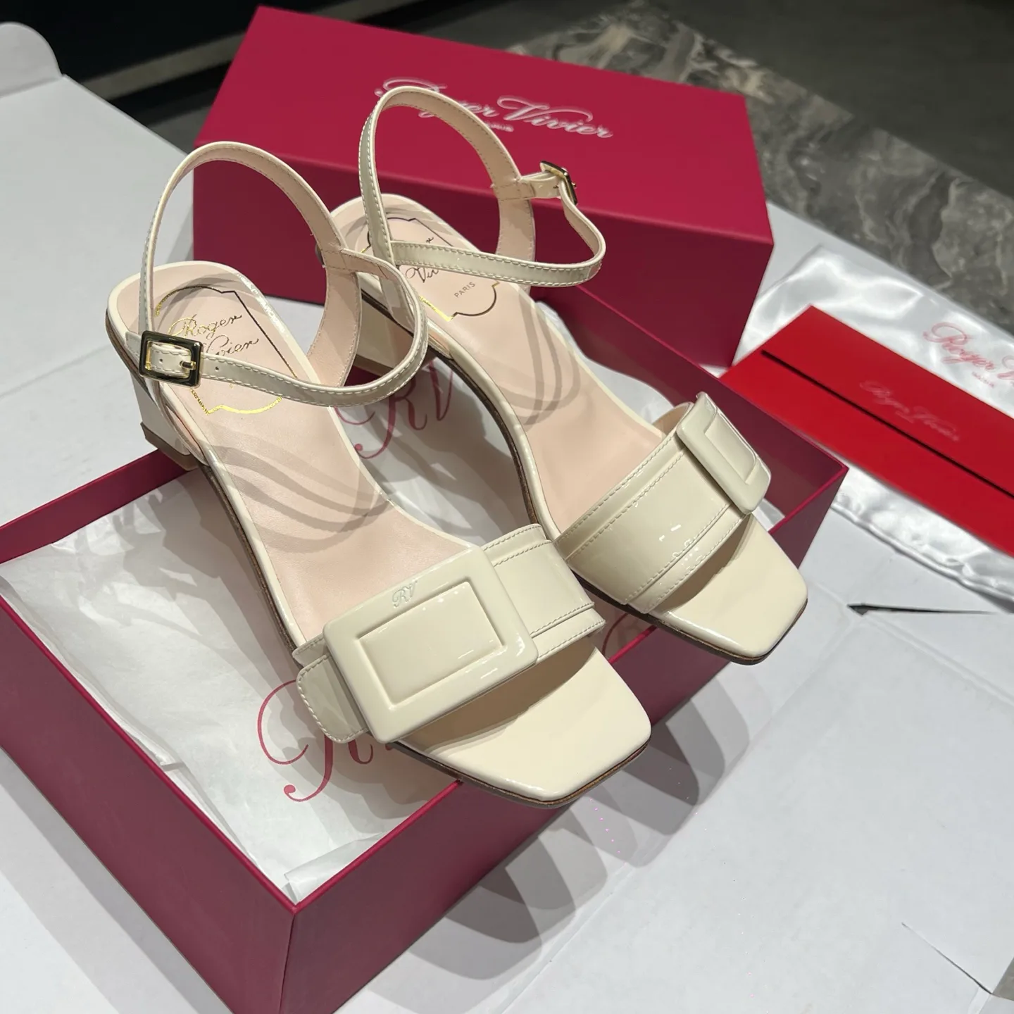 Women's Open-Toe Sandals ROGER VIVIER 17291902