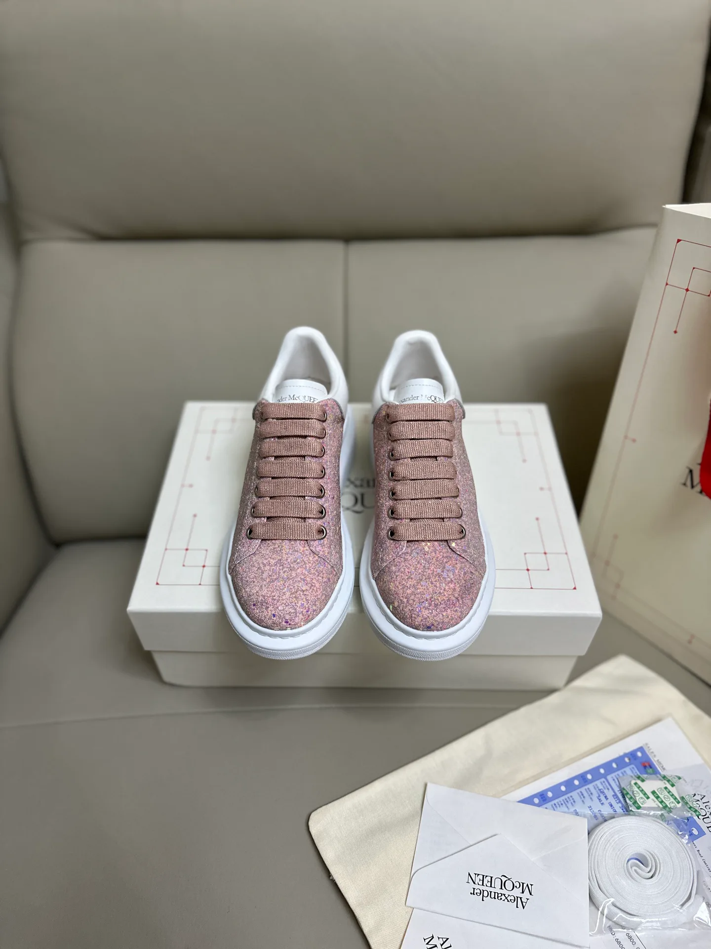 Кроссовки Женские Alexander Mcqueen 18616785