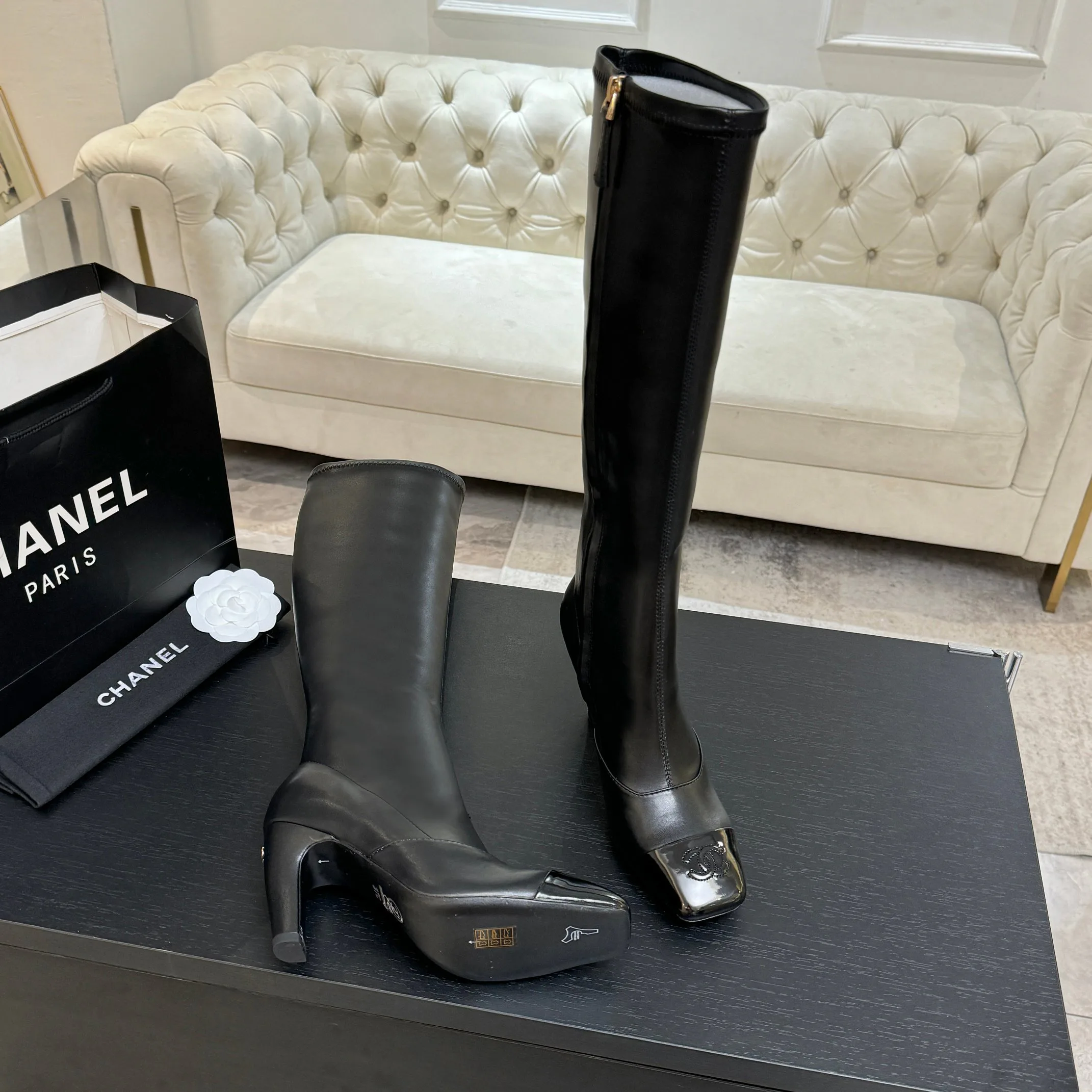 Women's Boots CHANEL 18500983