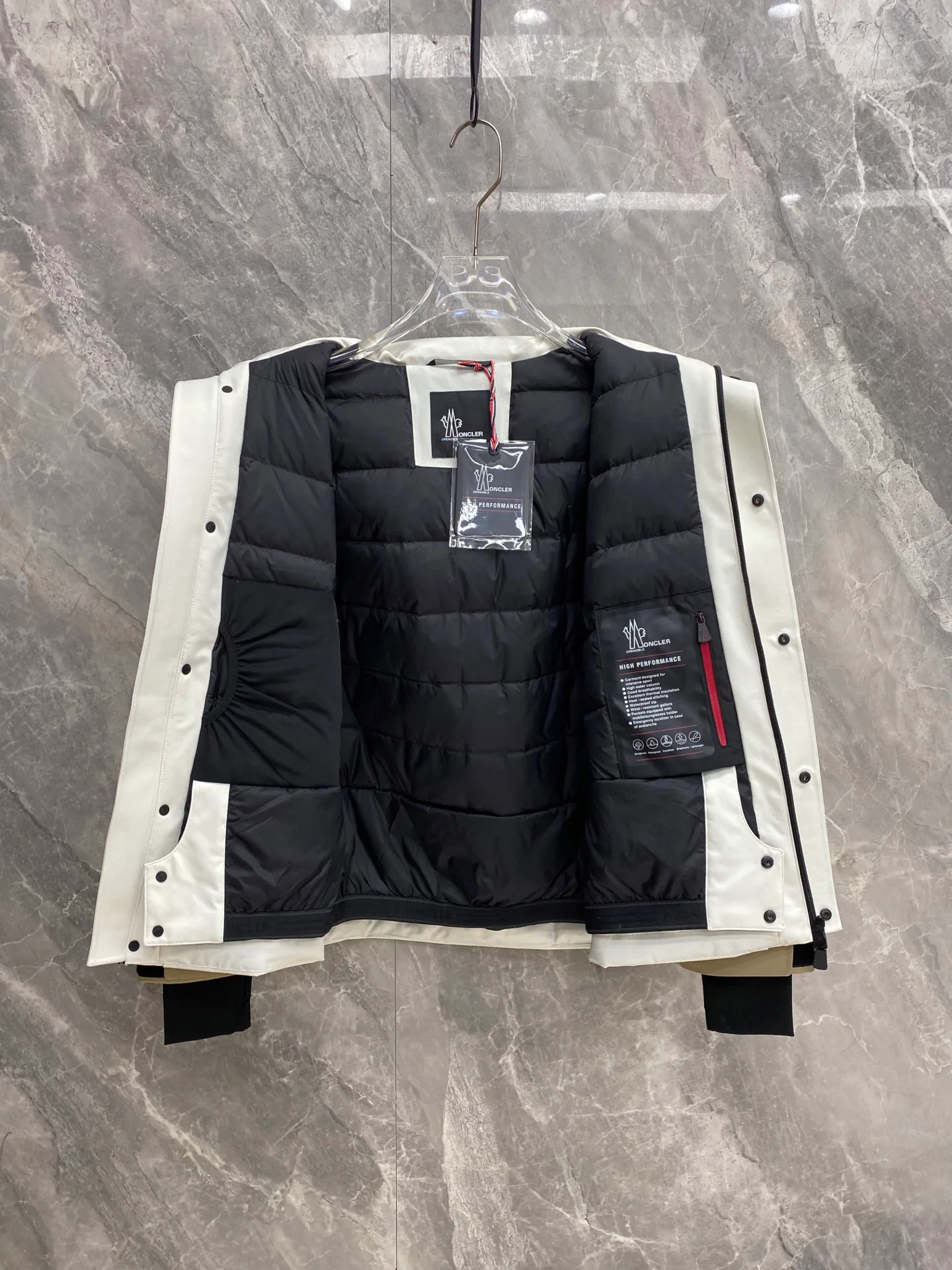 Men's Jackets And Down Jackets MONCLER 18348632
