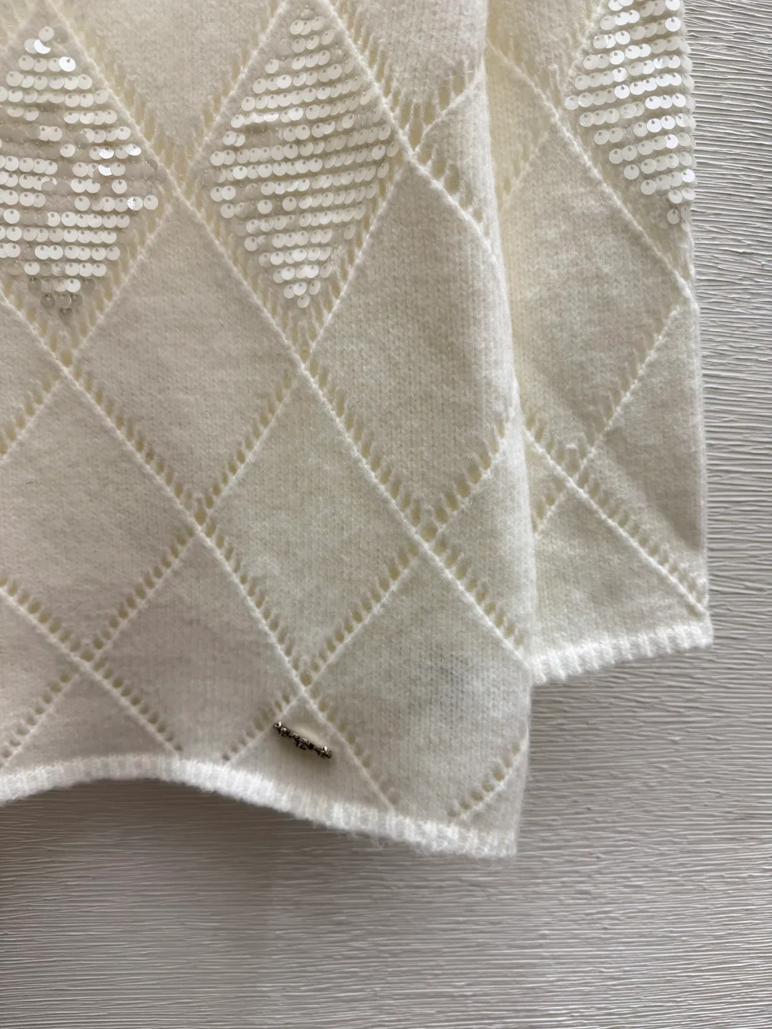 Women's Jumpers And Sweaters CHANEL 18021920