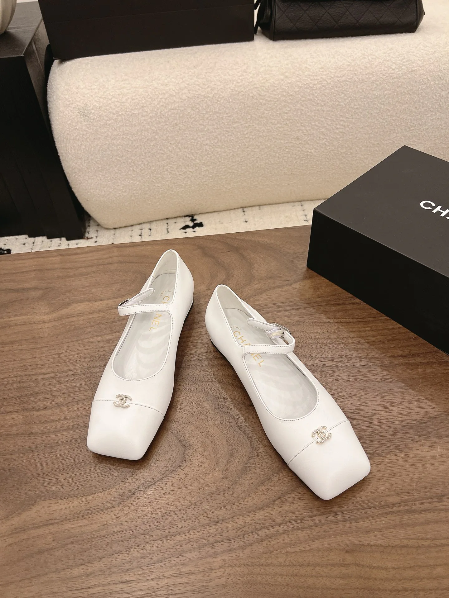 Women's Heels CHANEL 17582592