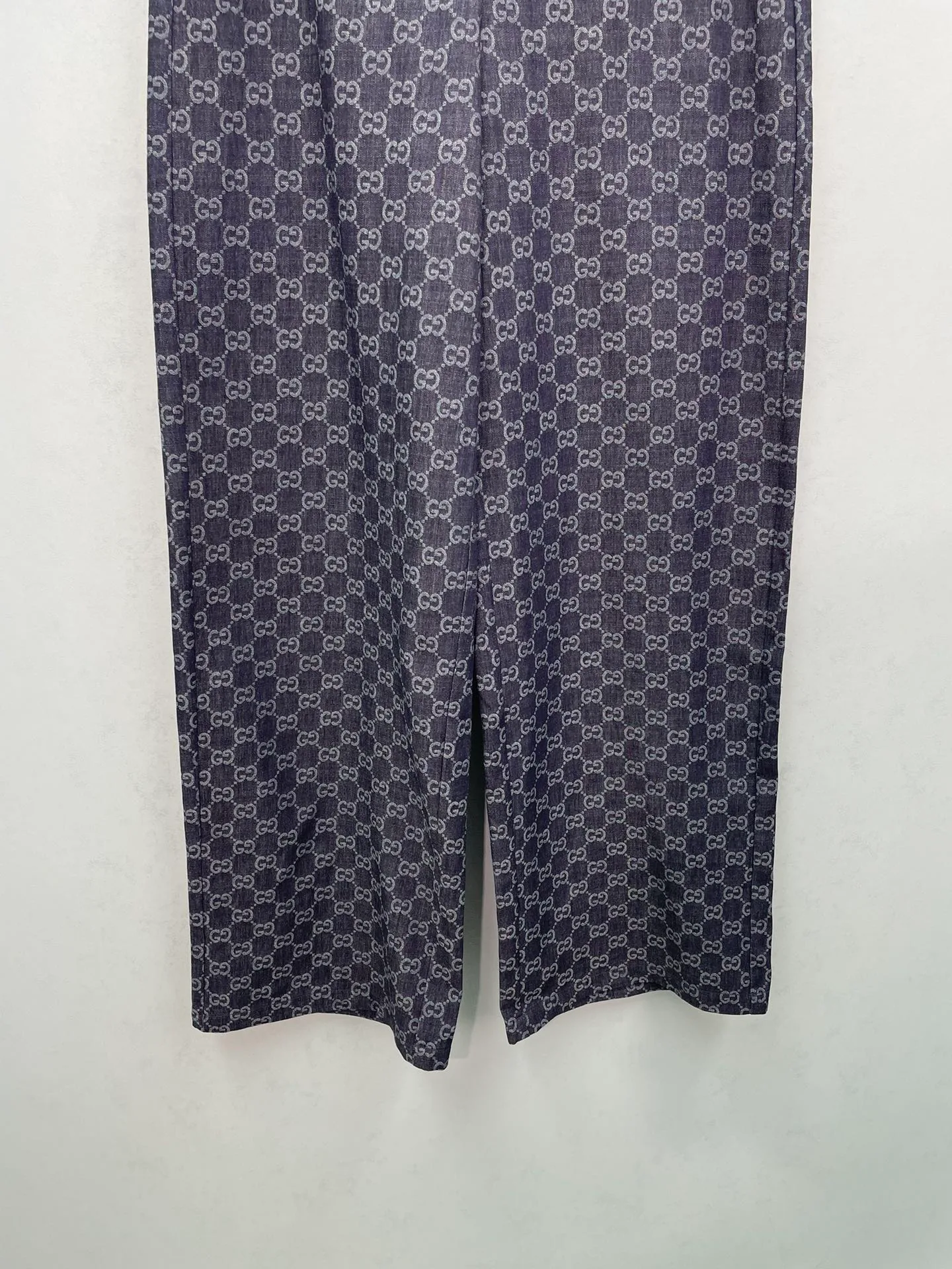 Women's Trousers GUCCI 17479751