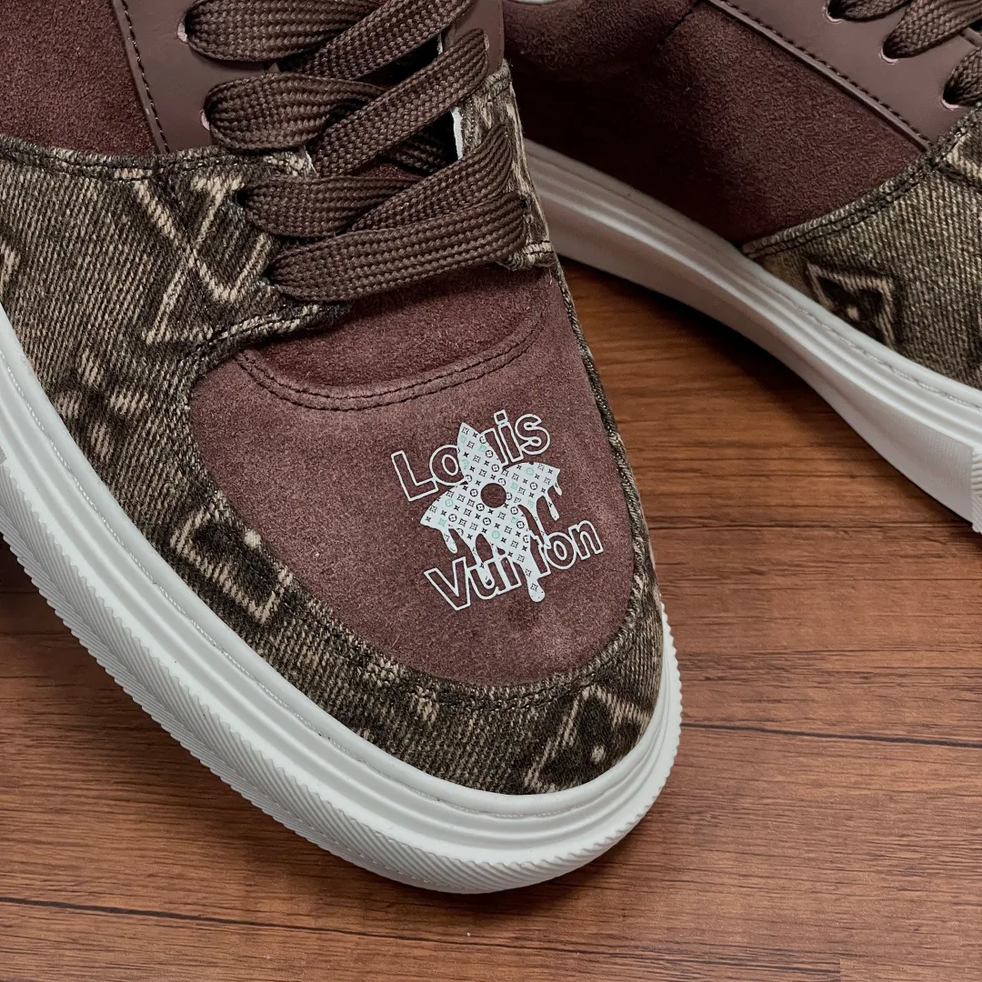 Кроссовки Мужские Louis Vuitton 18675084
