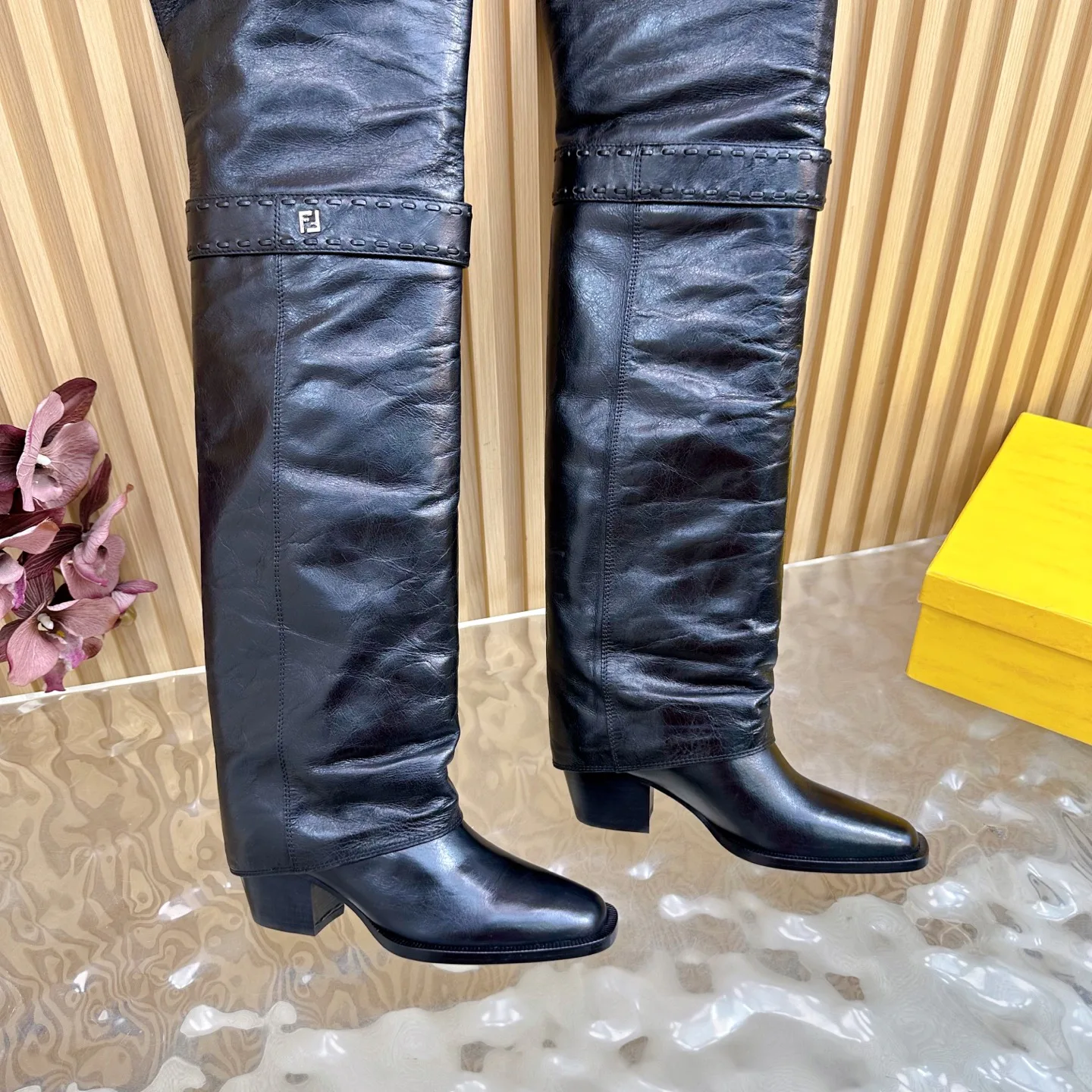 Women's Boots FENDI 18235460