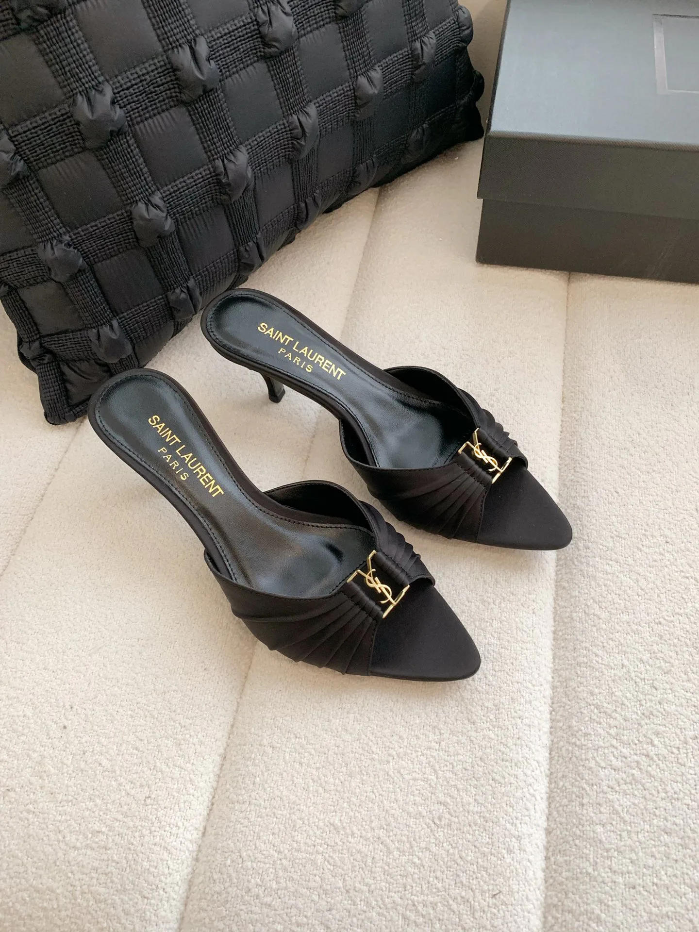 Women's Mules And Clogs SAINT LAURENT 17371741