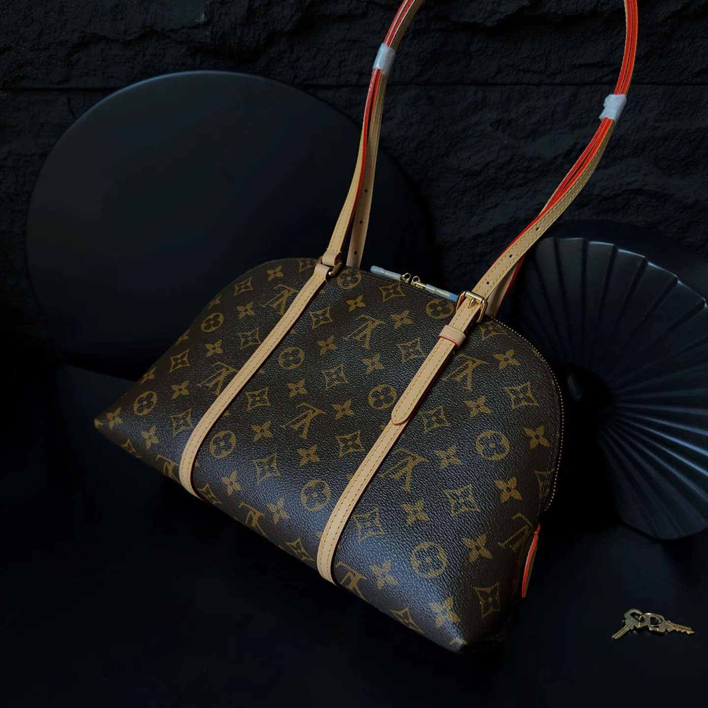 Women's Classic Handbags LOUIS VUITTON 17498635