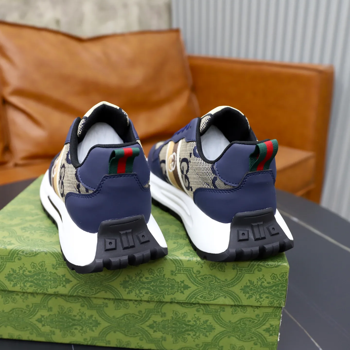 Men's Sneakers GUCCI 18516253