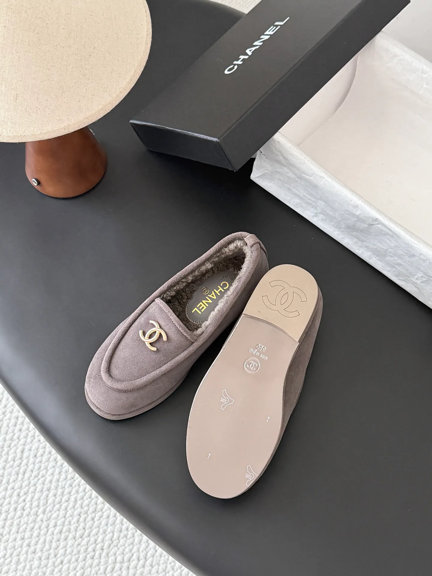 Women's Loafers And Moccasins CHANEL 18083244