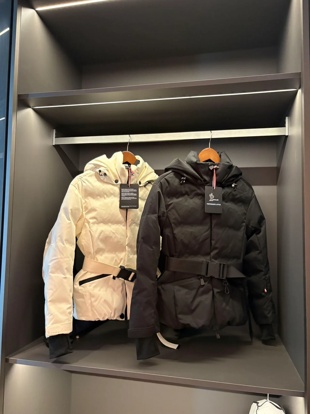 Men's Jackets And Down Jackets MONCLER 18231762