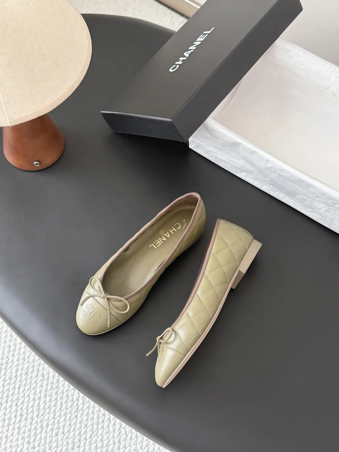 Women's Ballet Flats CHANEL 18053793