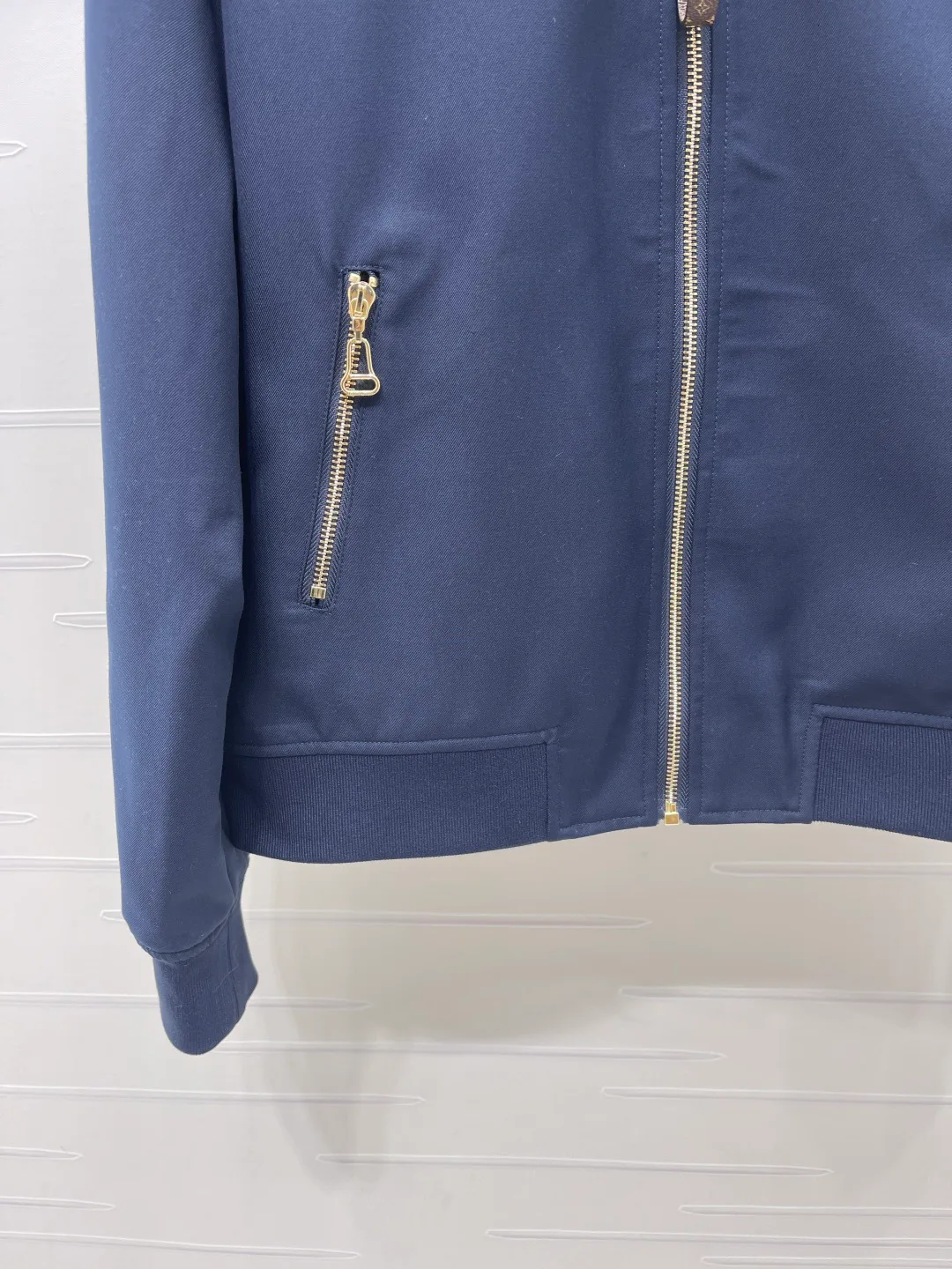 Women's Jackets And Down Jackets LOUIS VUITTON 18038158