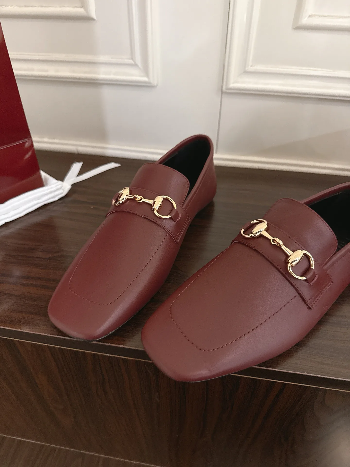Women's Loafers And Moccasins GUCCI 17956775