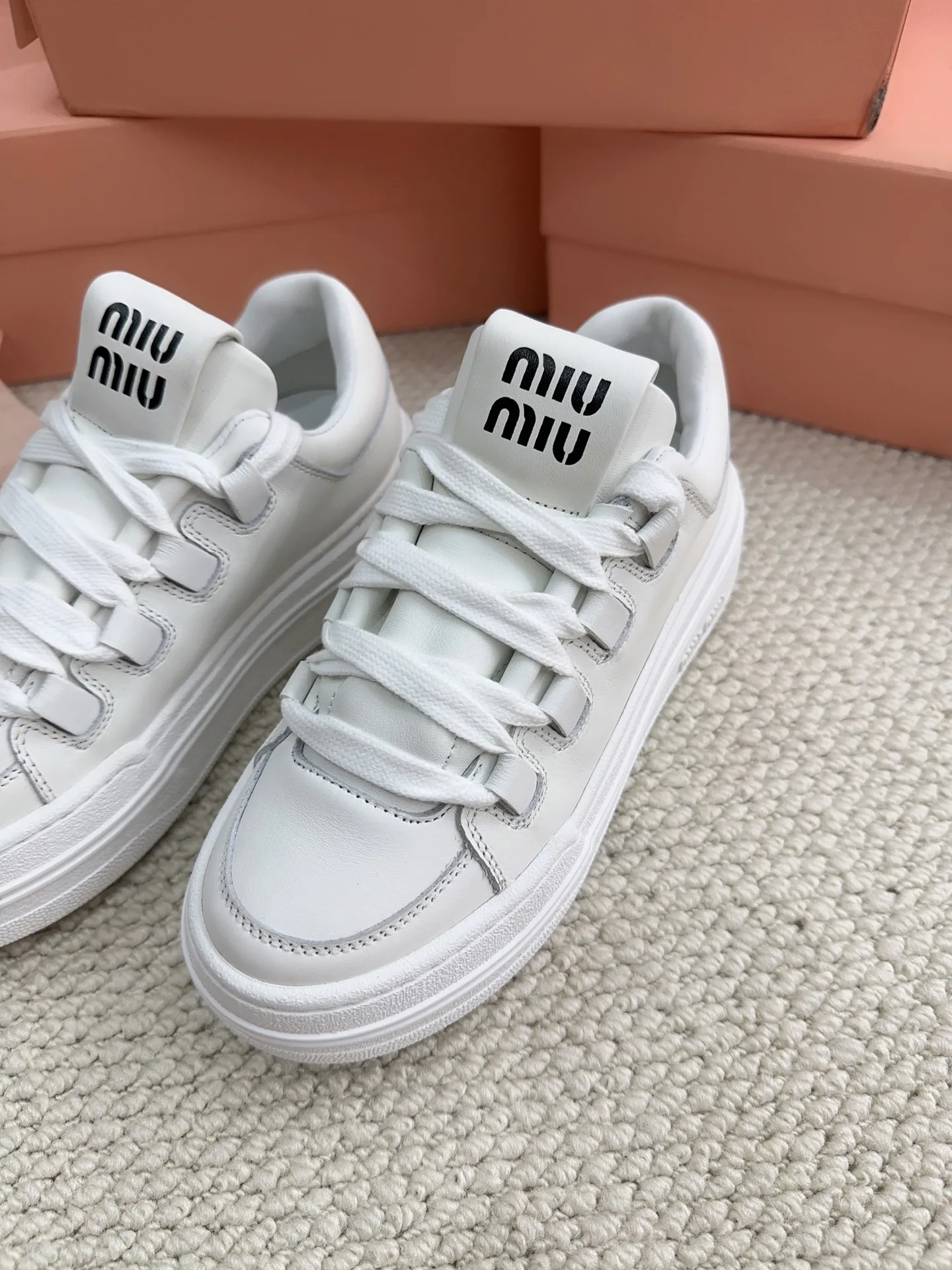 Women's Sneakers MIU MIU 18041139