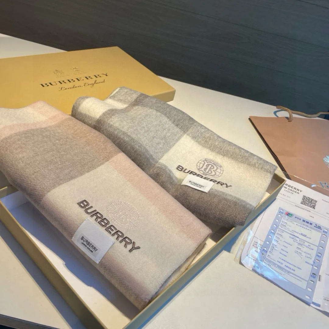 Scarves BURBERRY 18449886