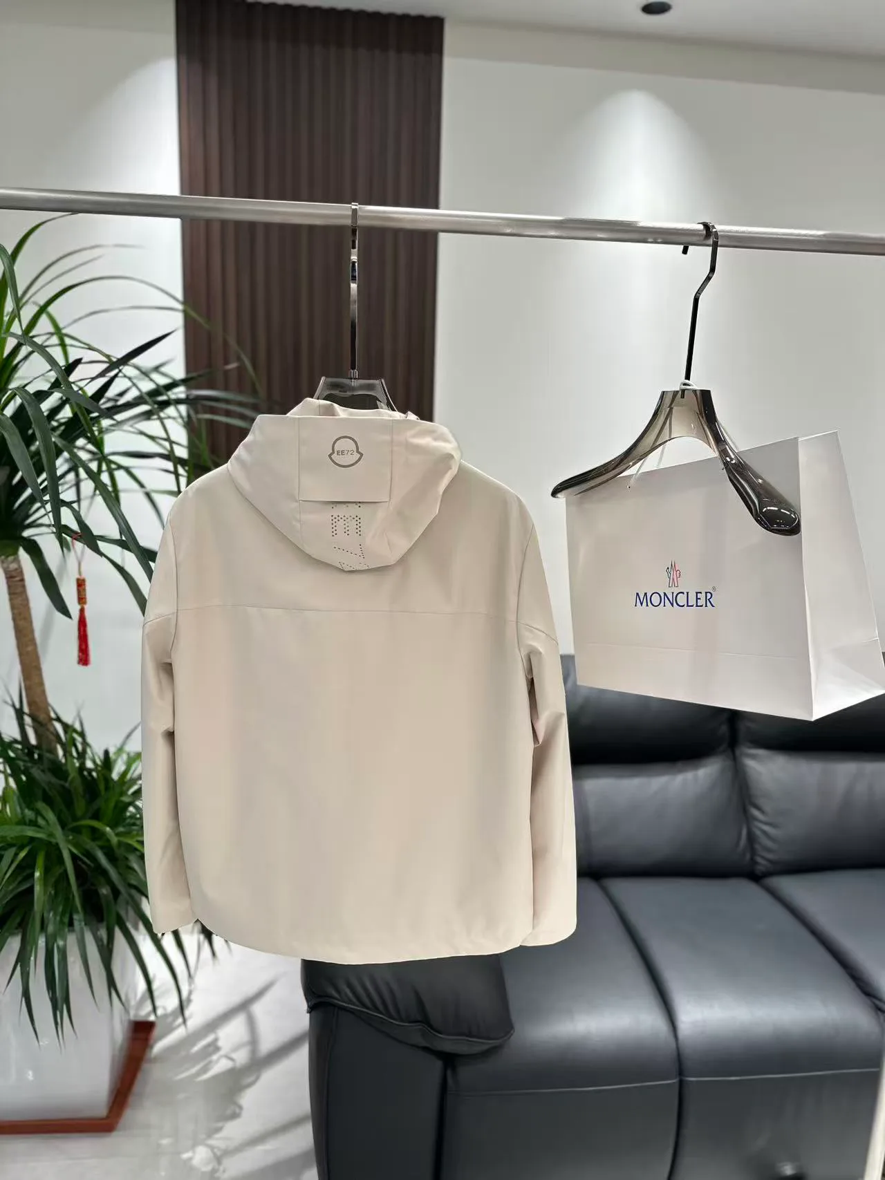 Men's Jackets And Down Jackets MONCLER 18510170