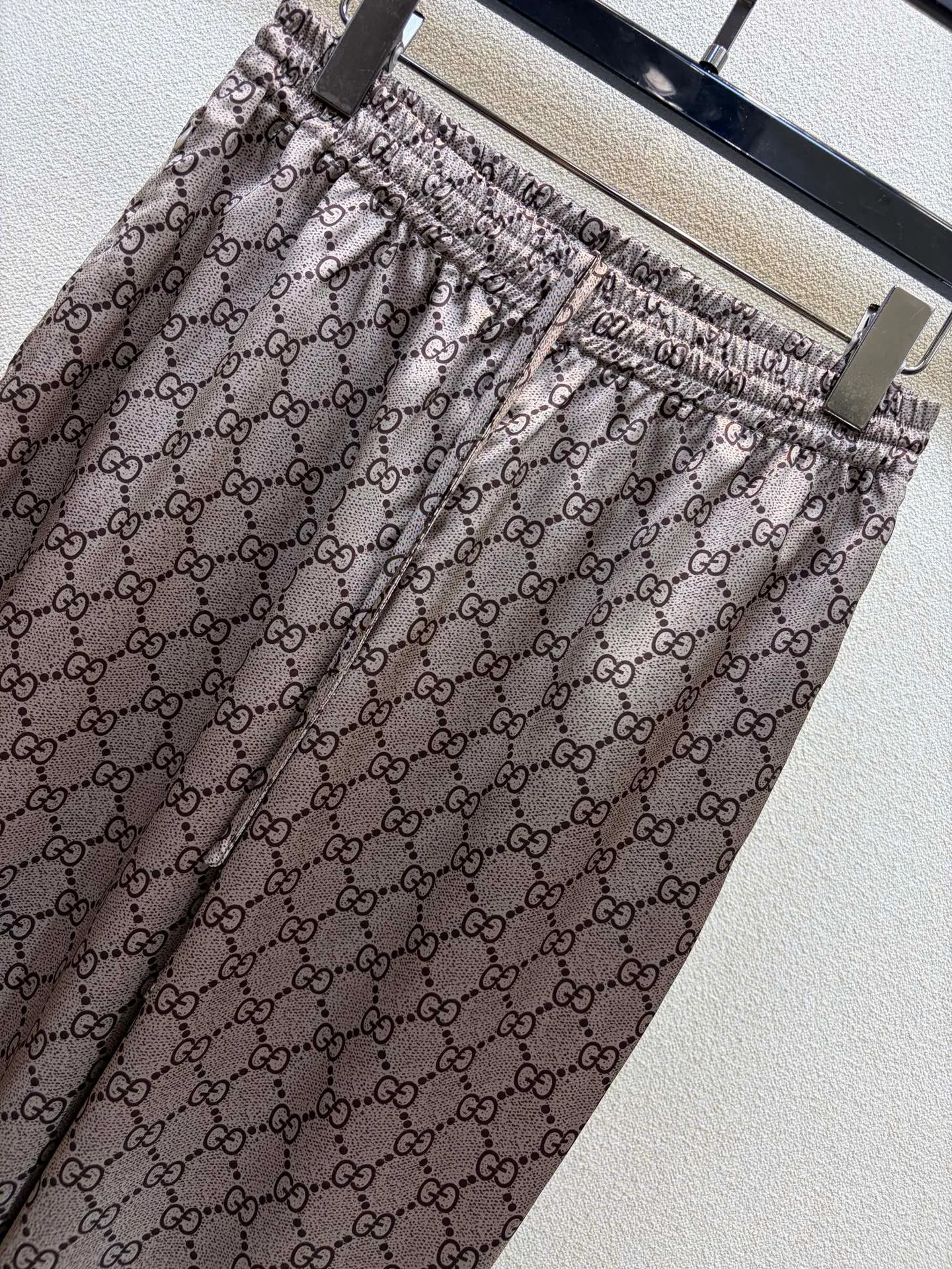 Women's Trousers GUCCI 17566869