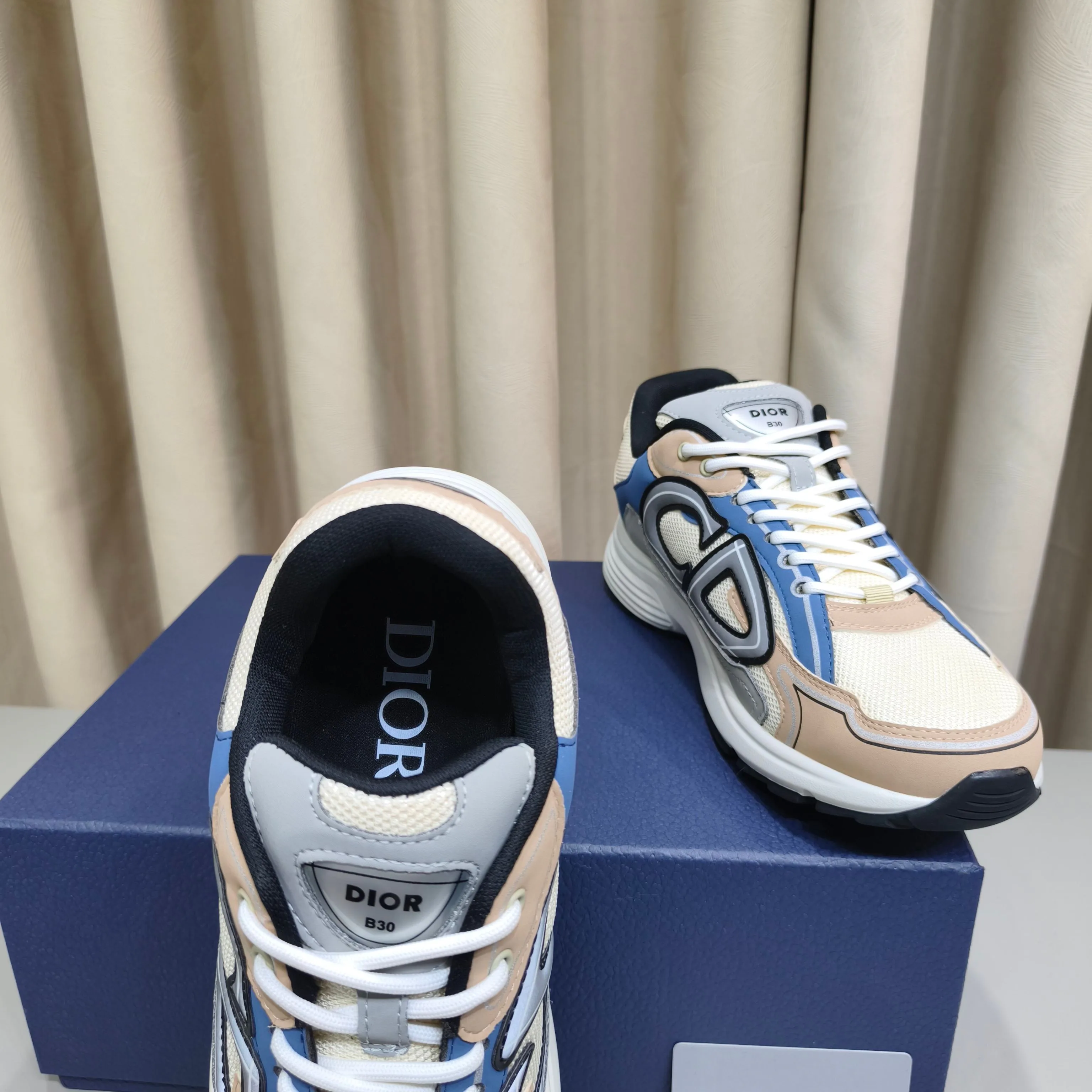Men's Sneakers CHRISTIAN DIOR 17988997