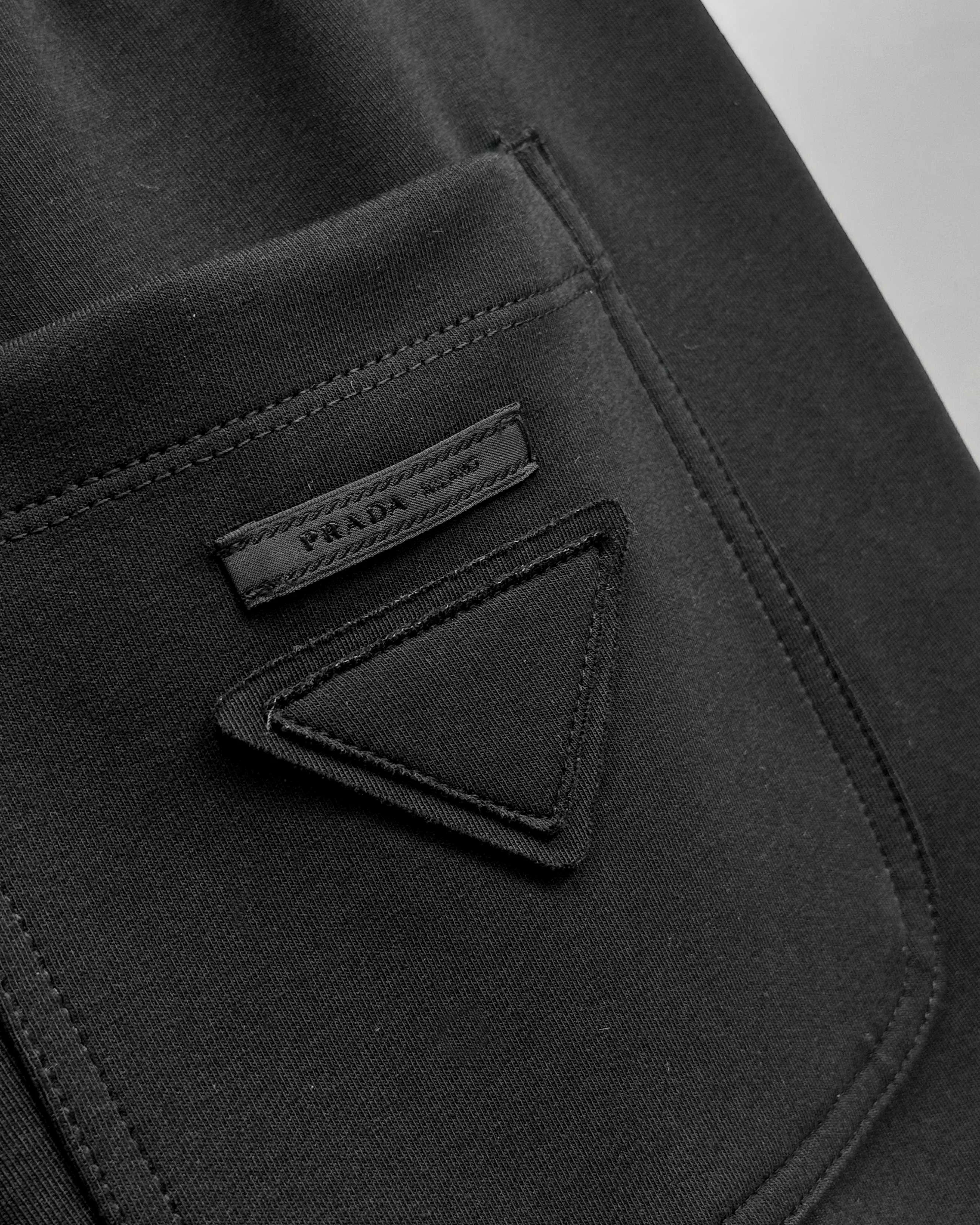 Men's Trousers PRADA 18189745