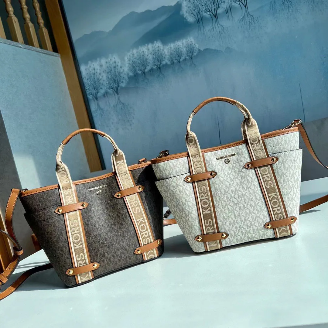 Women's Classic Handbags MICHAEL KORS 17961284