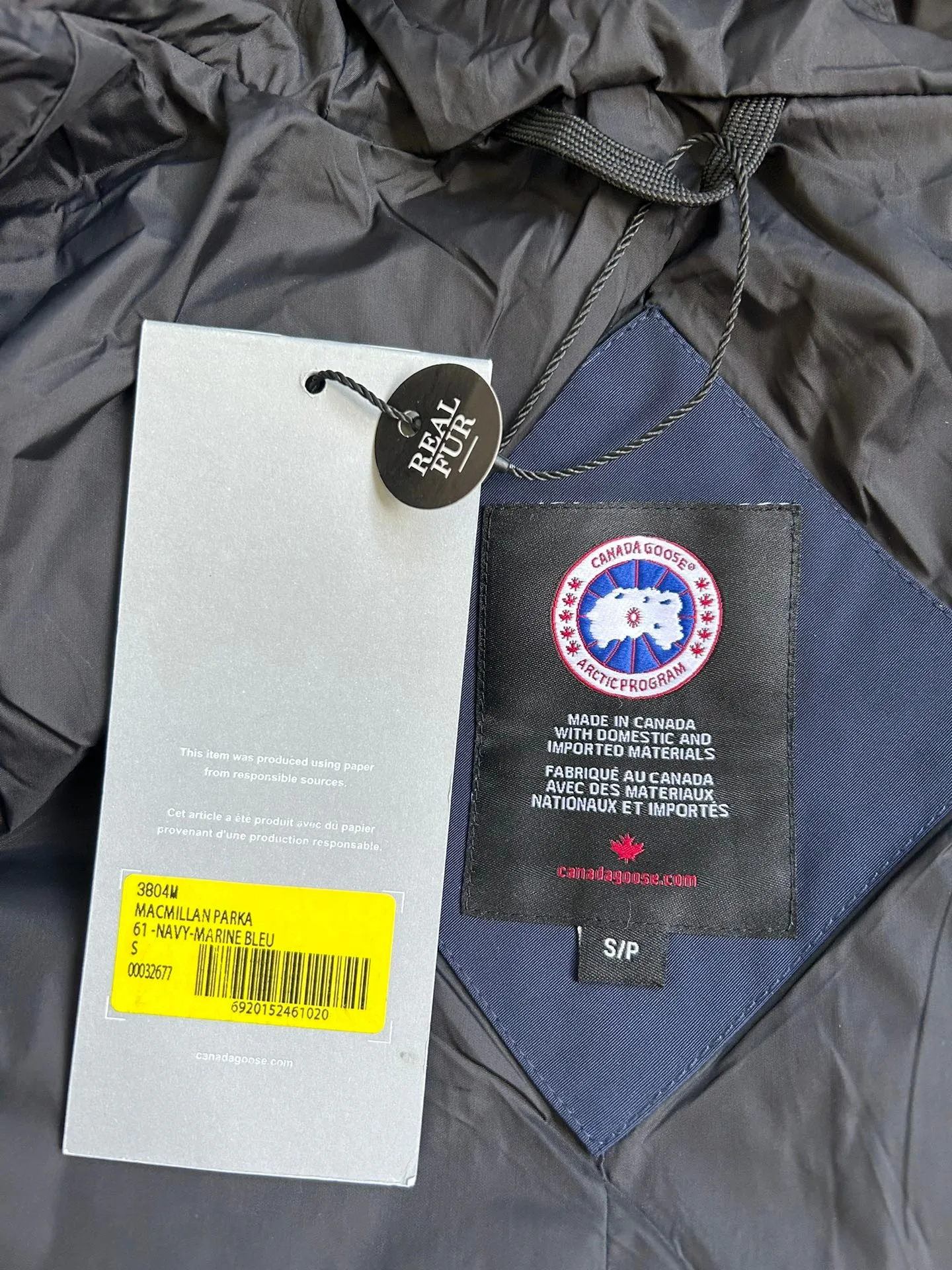 Women's Jackets And Down Jackets CANADA GOOSE 18111614