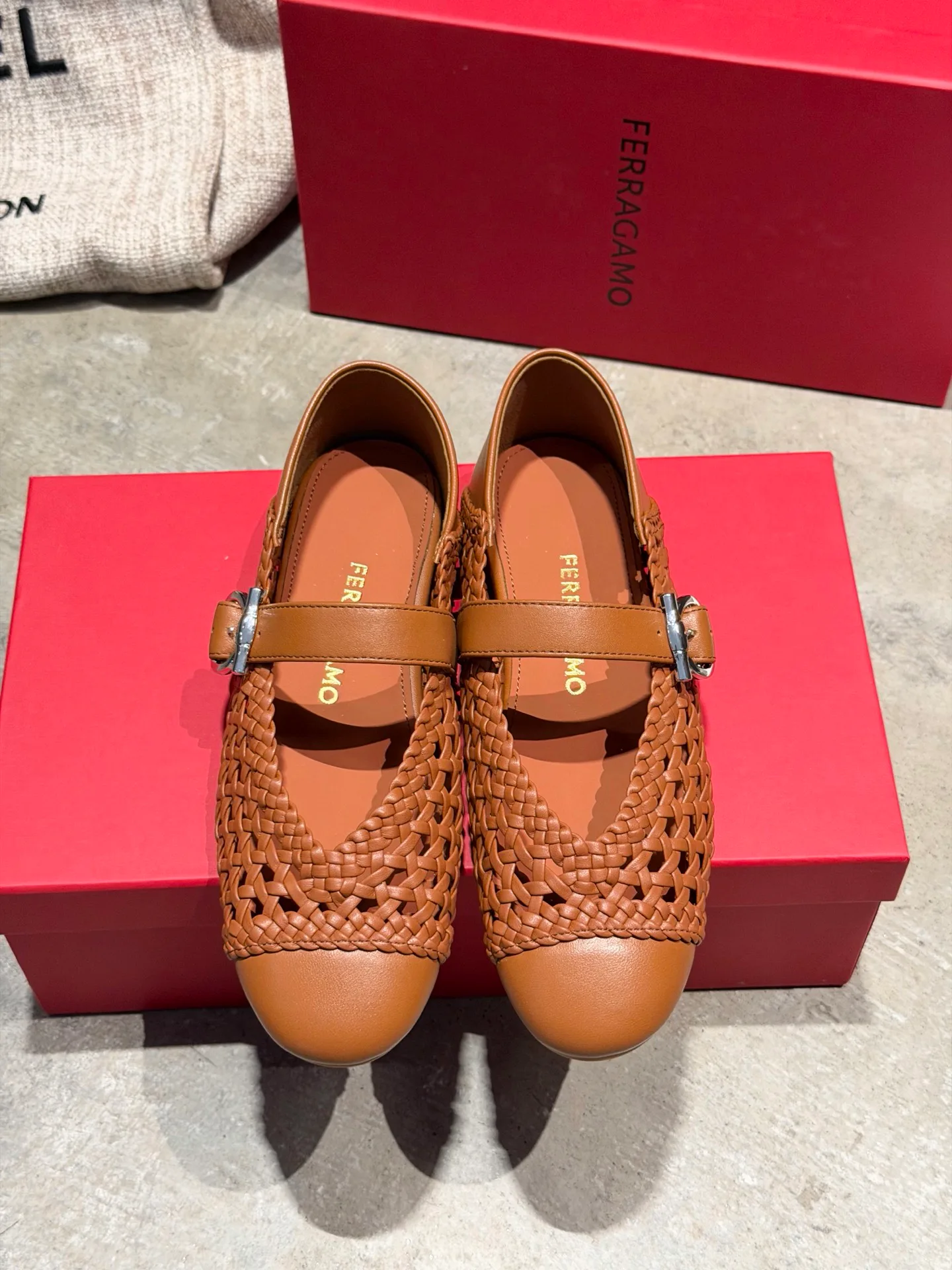 Women's Ballet Flats SALVATORE FERRAGAMO 18531691
