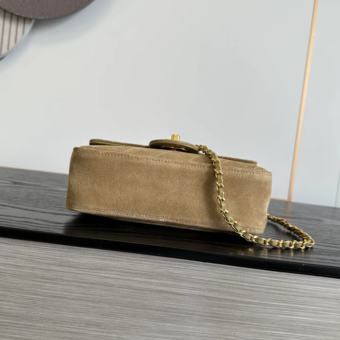 Классические Сумки Женские Chanel 18588916