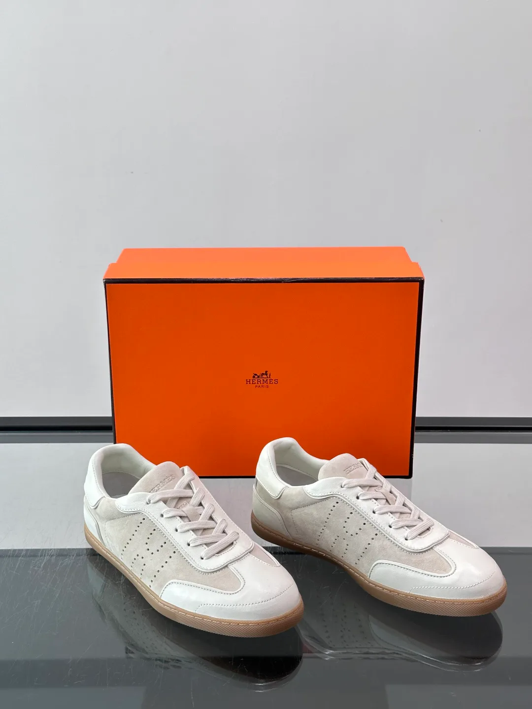 Men's Sneakers HERMES 18102687