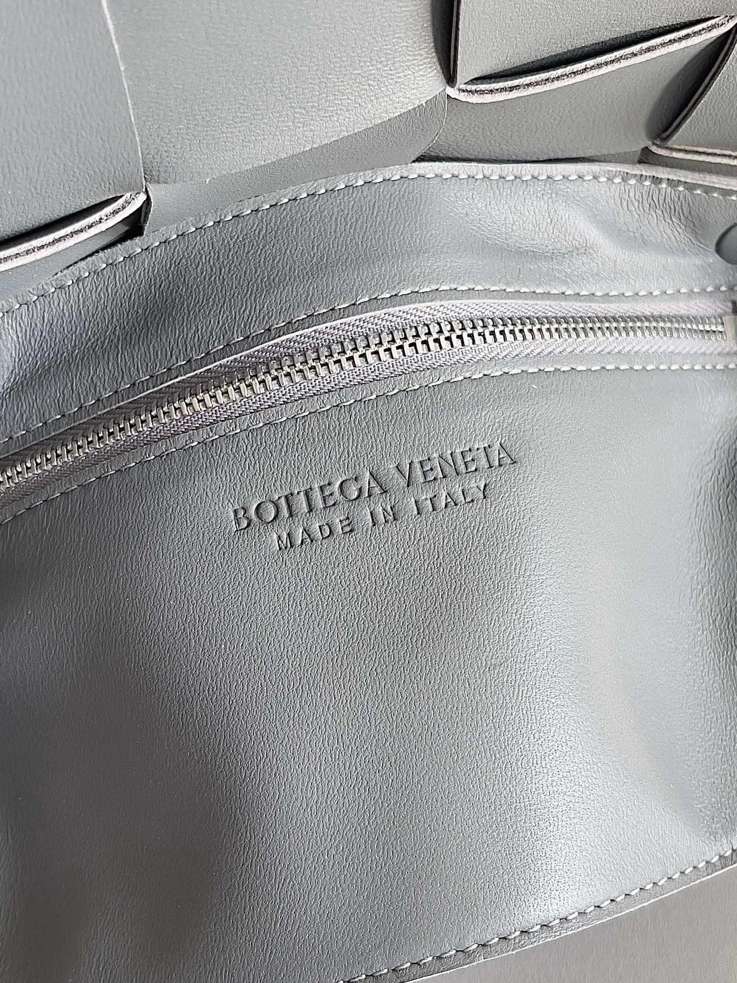 Women's Classic Handbags BOTTEGA VENETA 17973087