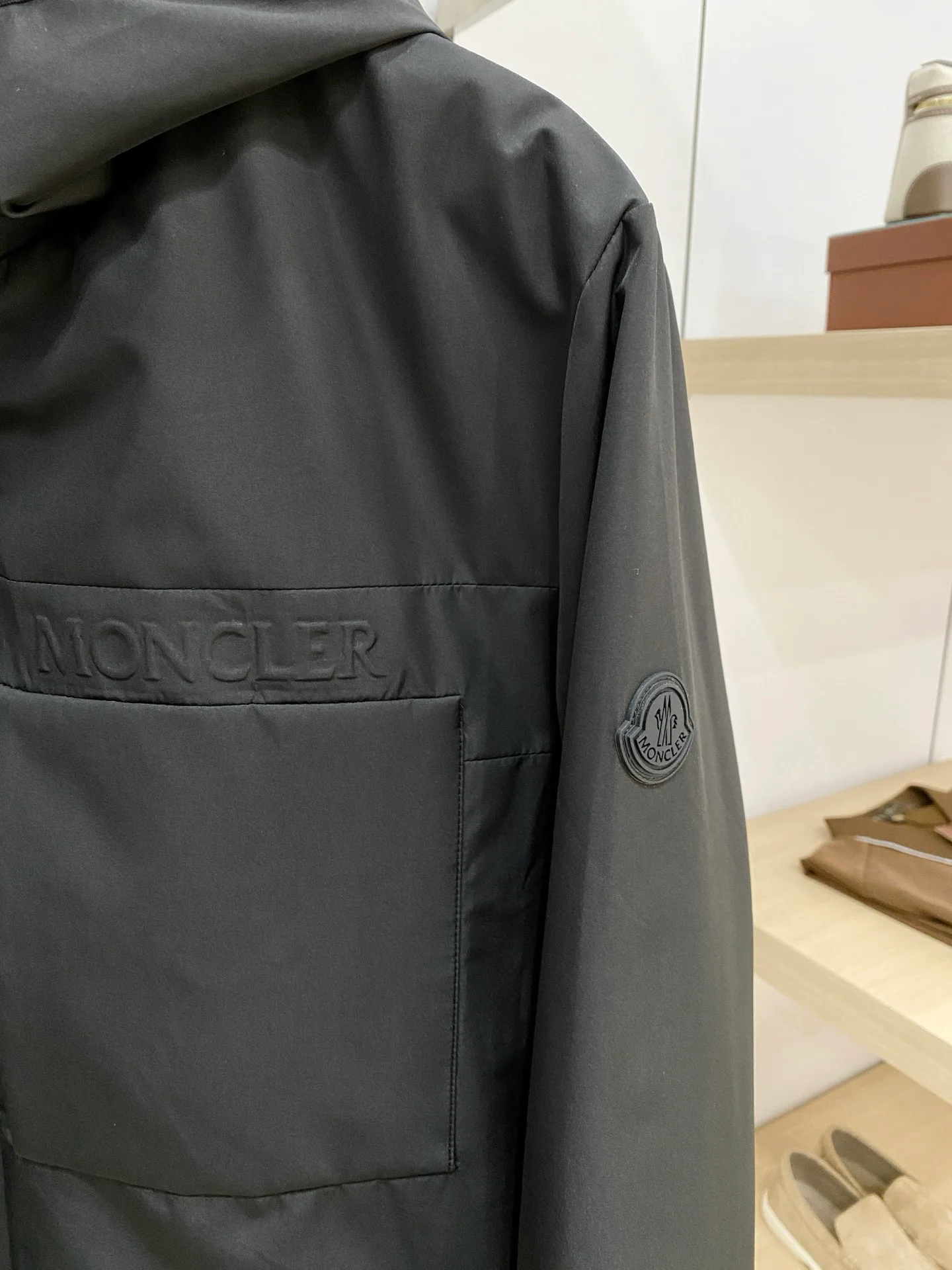 Men's Jackets And Down Jackets MONCLER 18469512