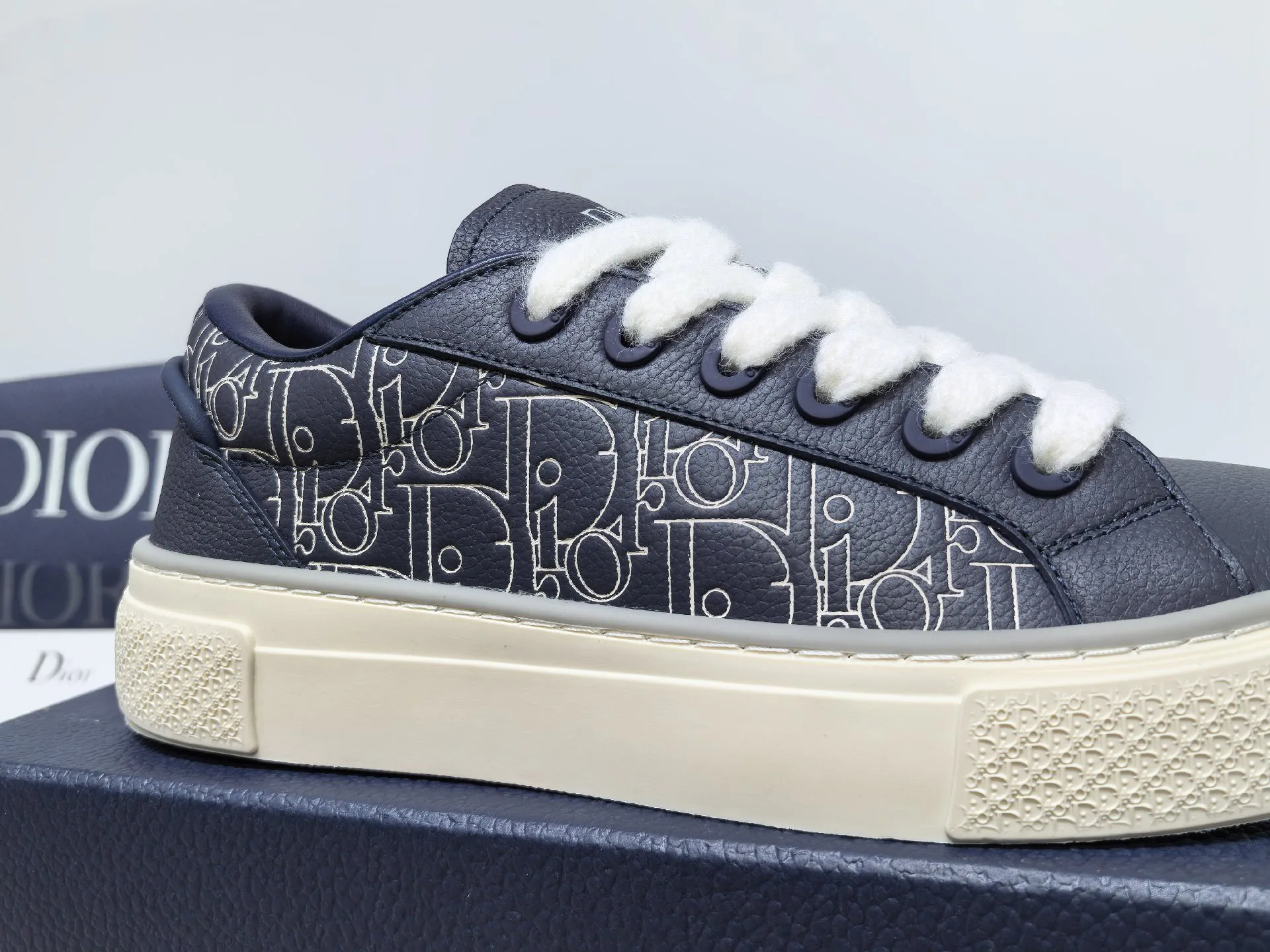 Women's Sneakers CHRISTIAN DIOR 17805341