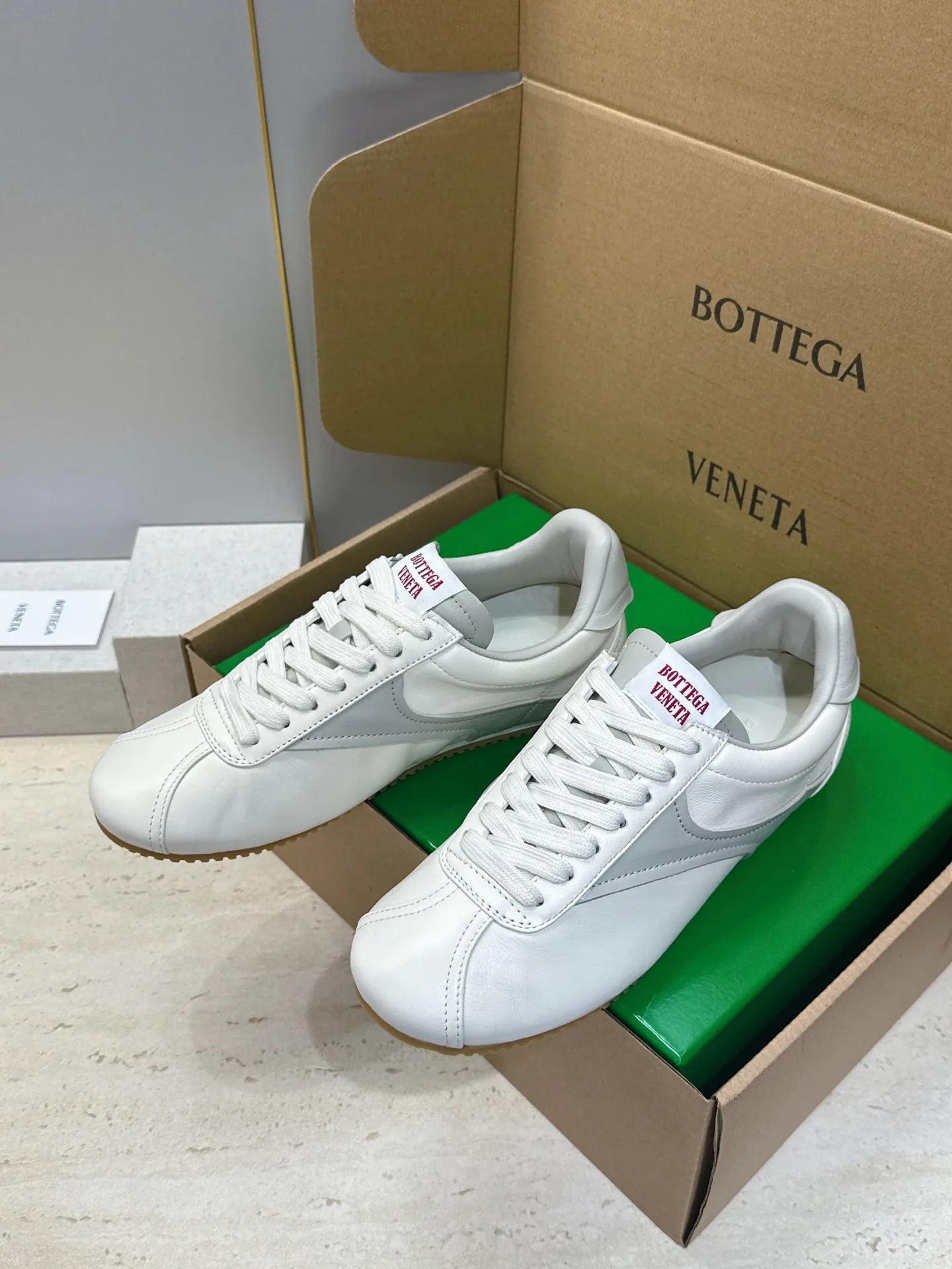 Women's Sneakers BOTTEGA VENETA 17861783
