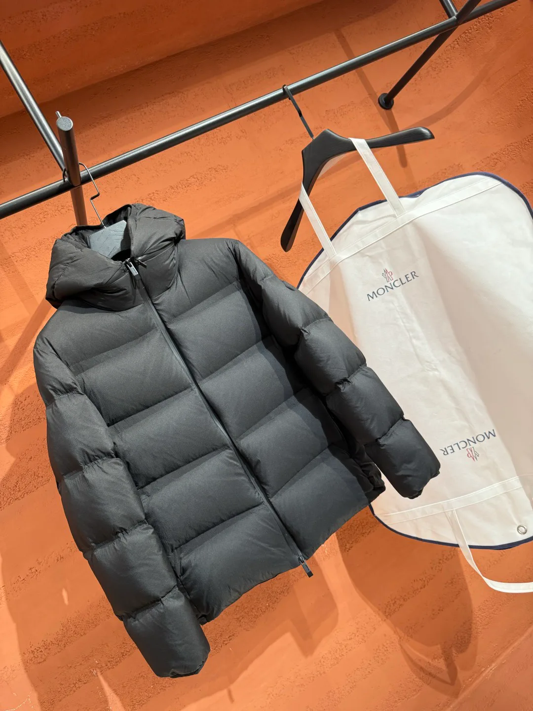 Men's Jackets And Down Jackets MONCLER 18237413