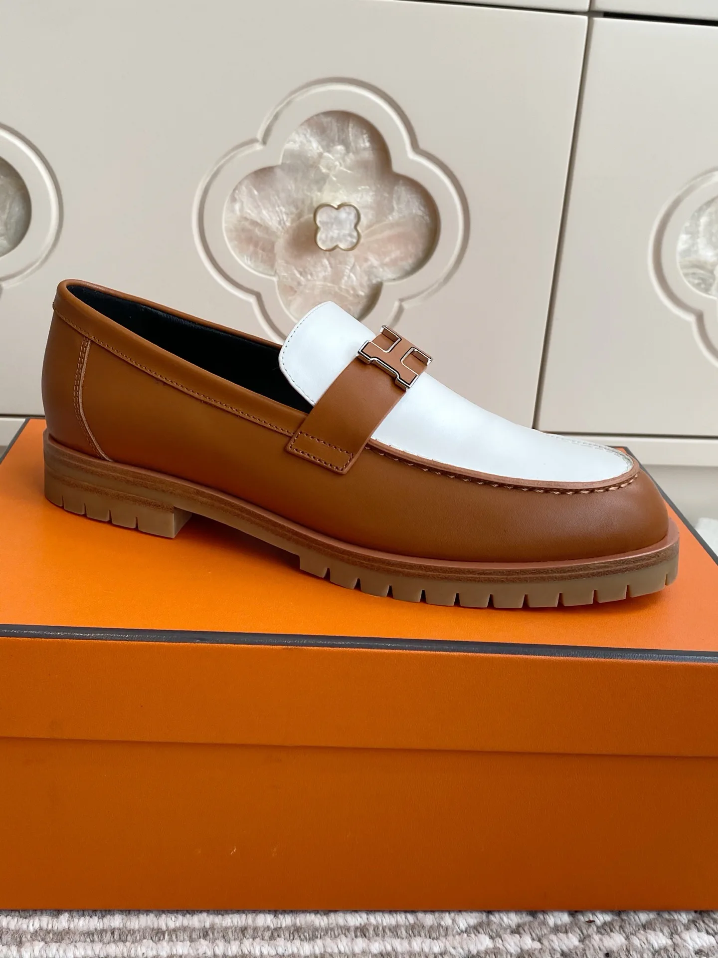 Women's Loafers And Moccasins HERMES 17476147