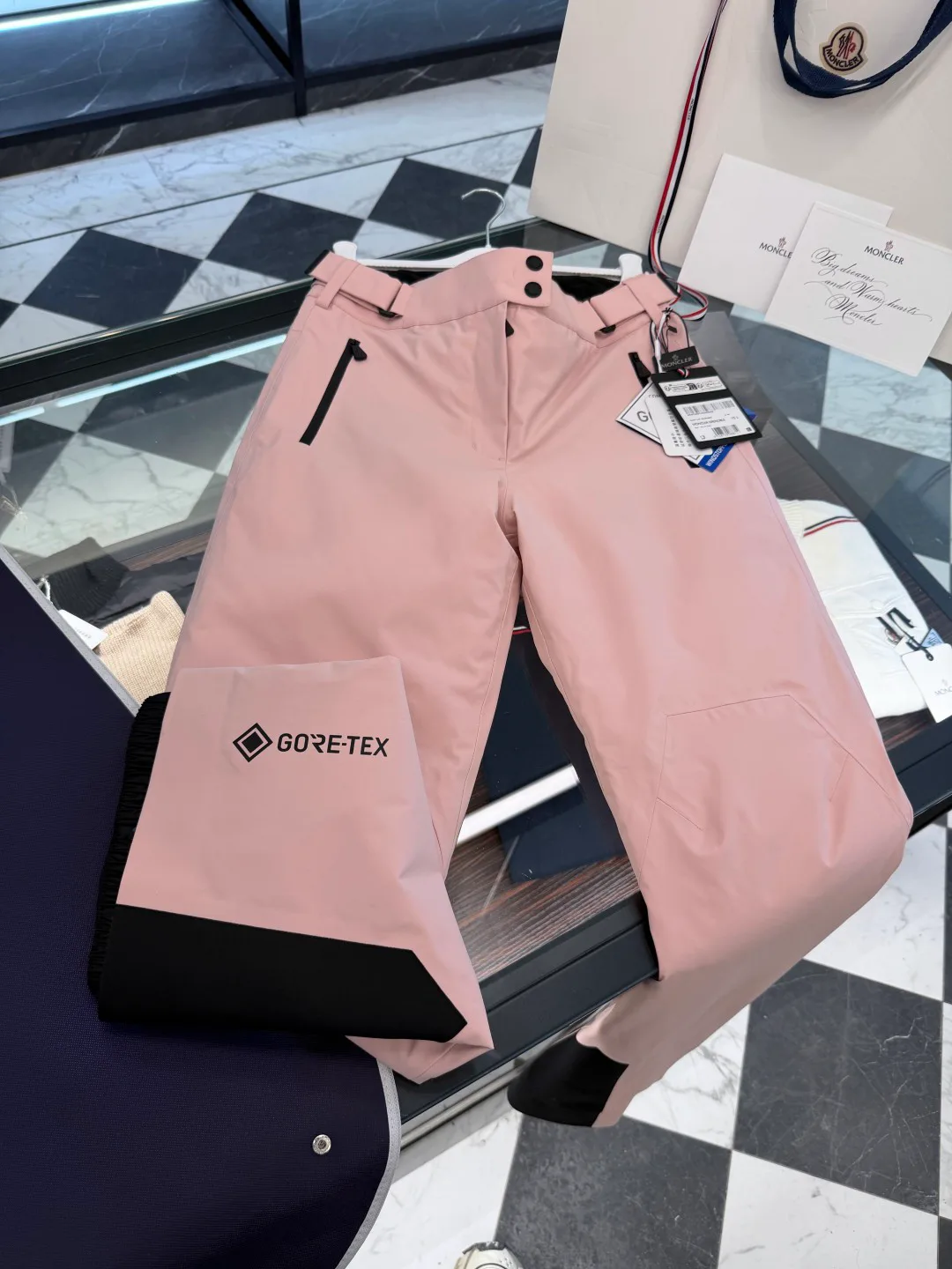 Women's Trousers MONCLER 18133614