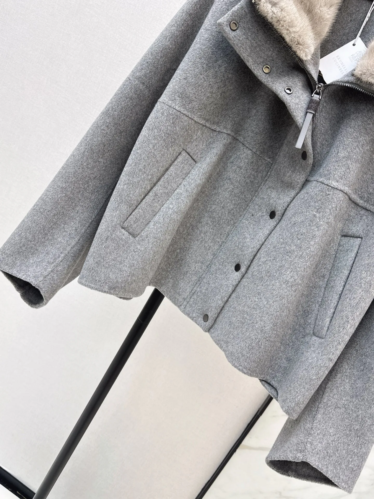 Куртки И Пуховики Женские Brunello Cucinelli 18652100