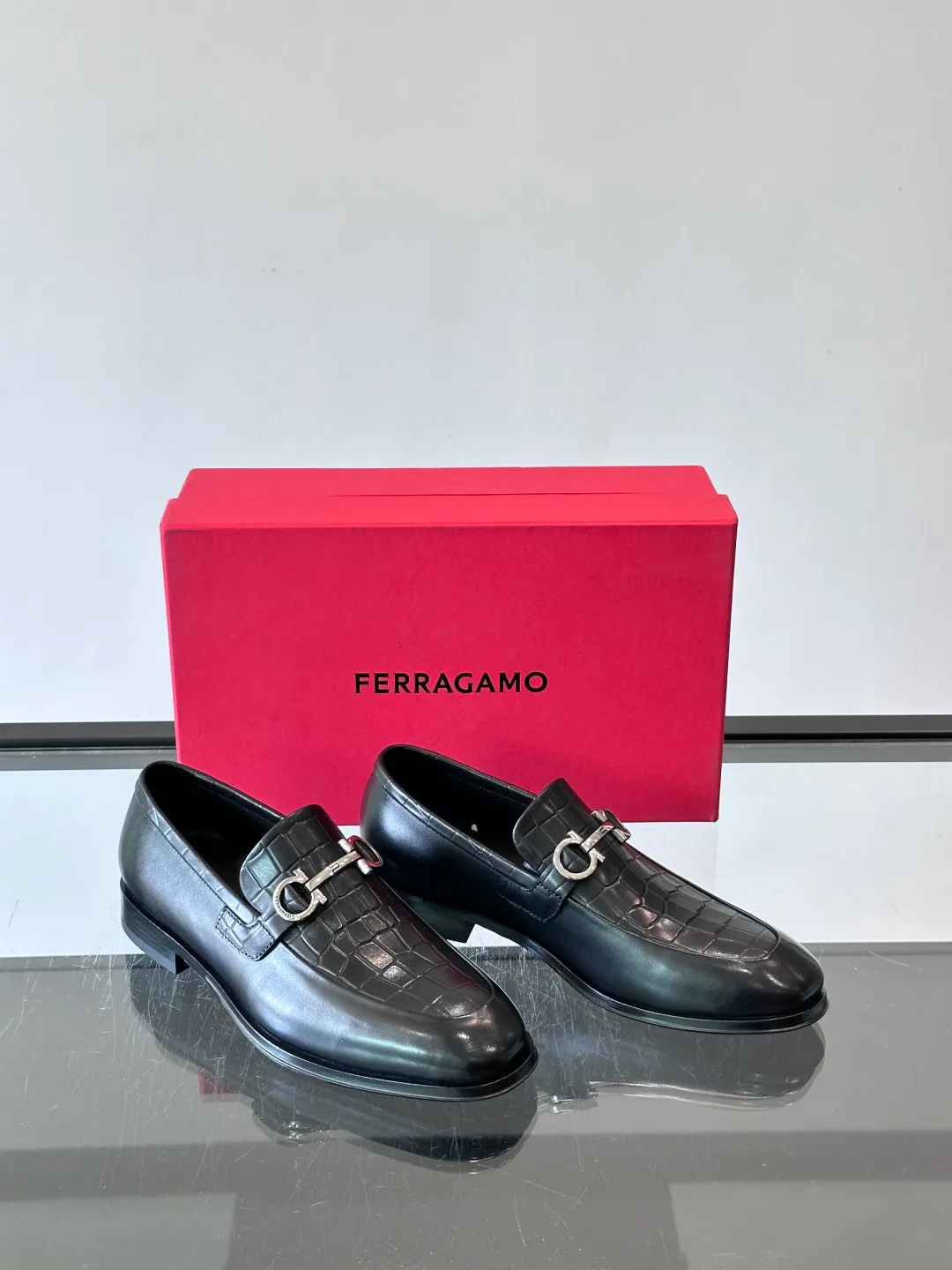Men's Loafers And Dress Shoes SALVATORE FERRAGAMO 18274548