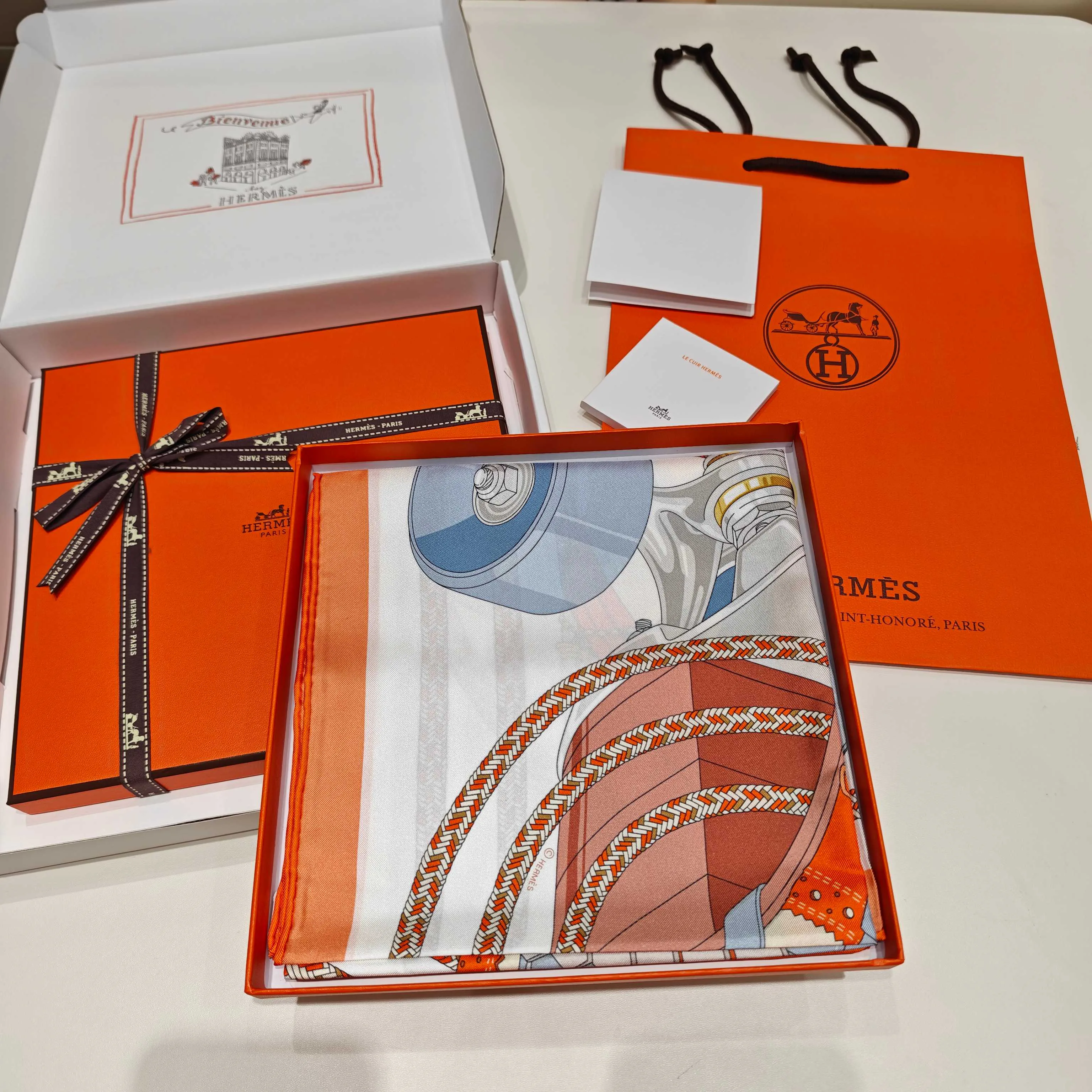 Silk Scarves HERMES 18167167