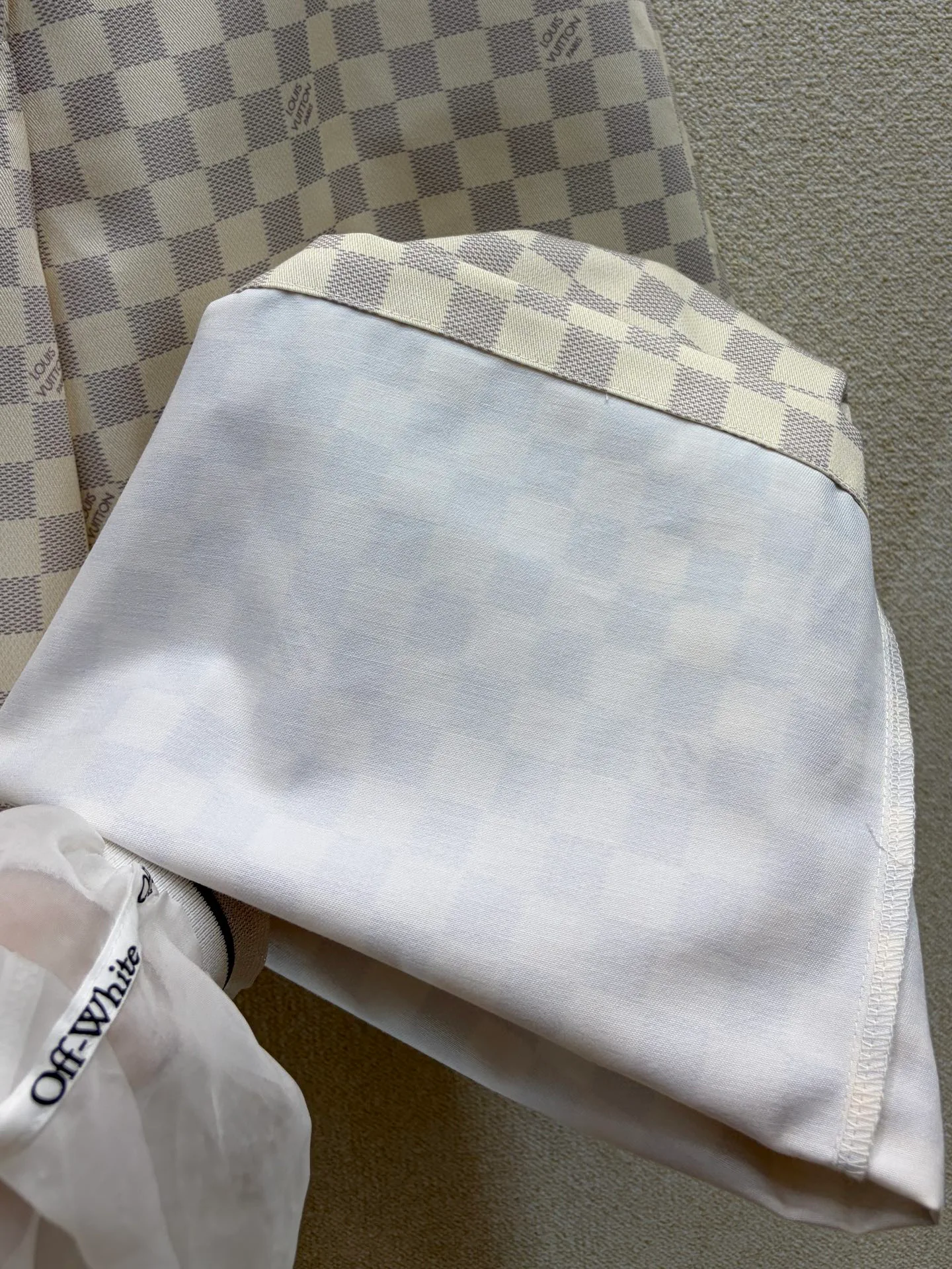 Women's Trousers LOUIS VUITTON 18203404