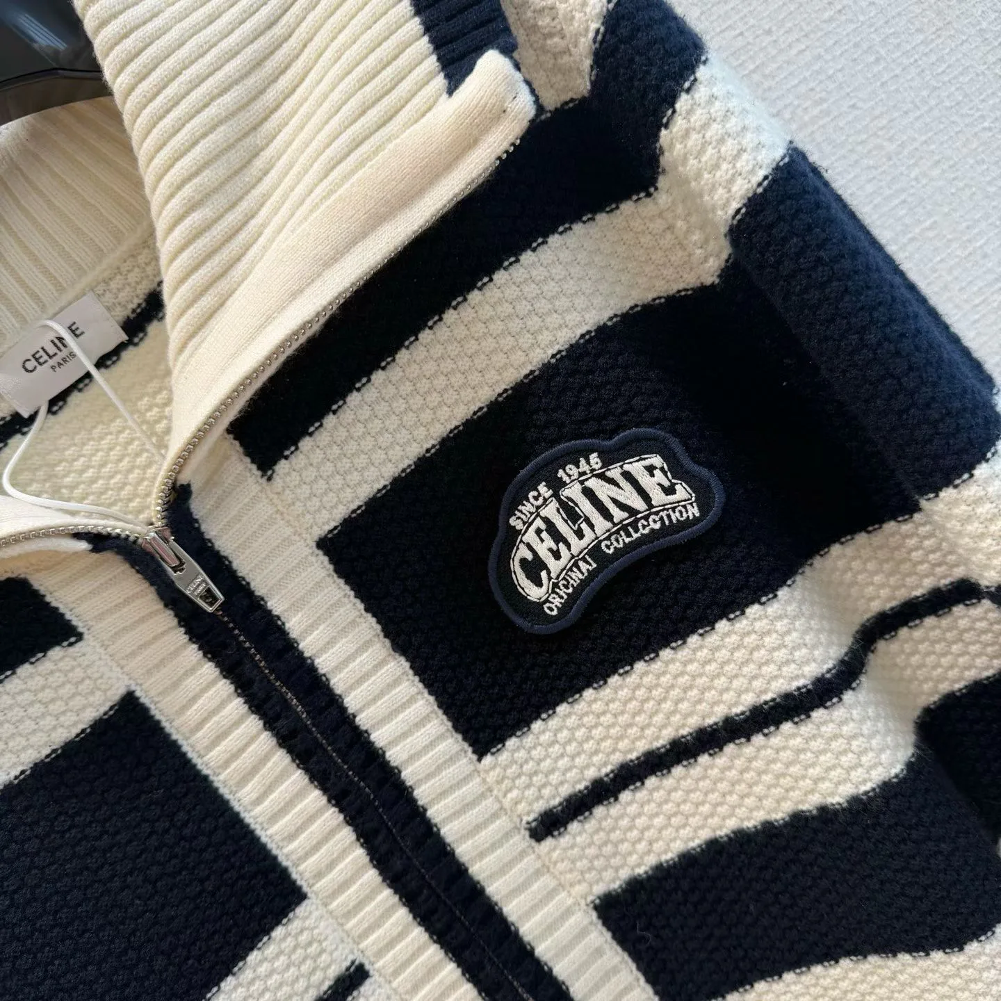 Куртки И Пуховики Женские Celine 18566453