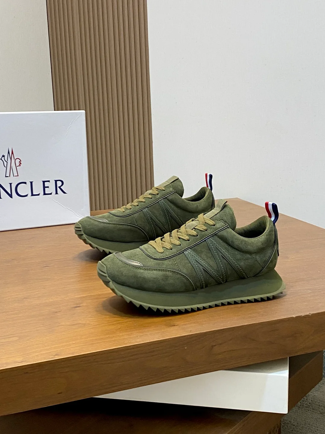 Кроссовки Мужские Moncler 18641903
