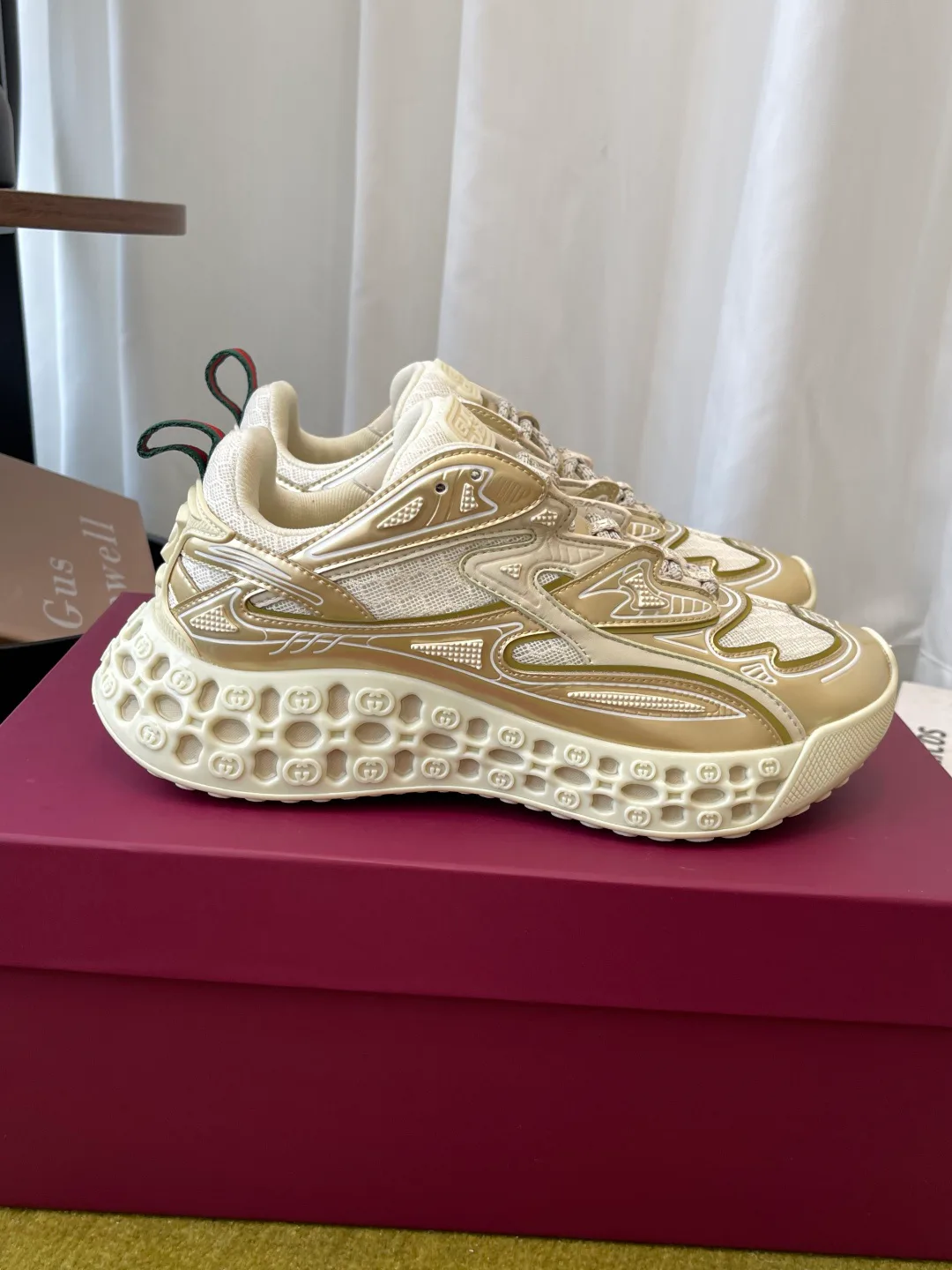 Women's Sneakers GUCCI 19578607