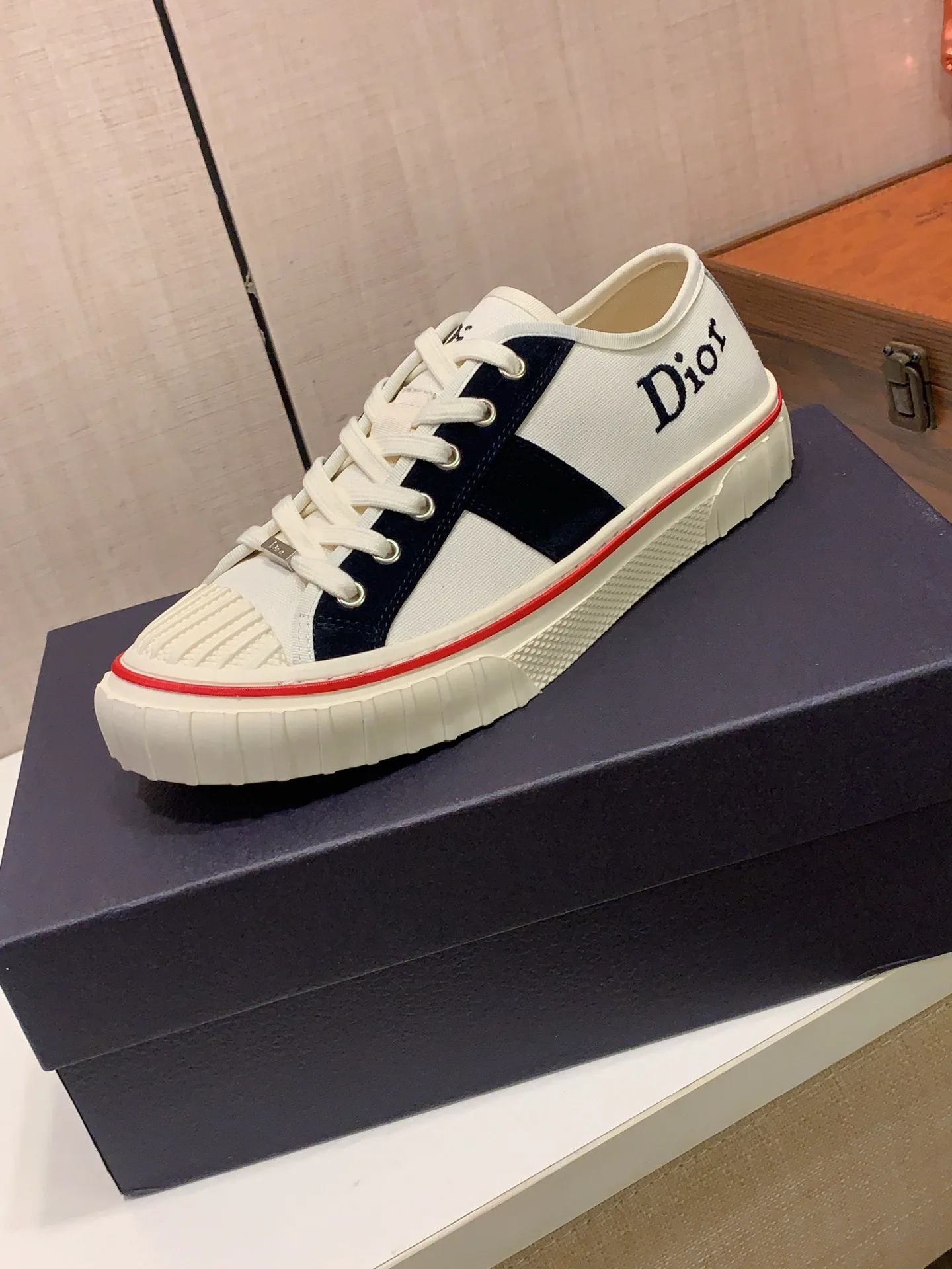 Women's Sneakers CHRISTIAN DIOR 18247726