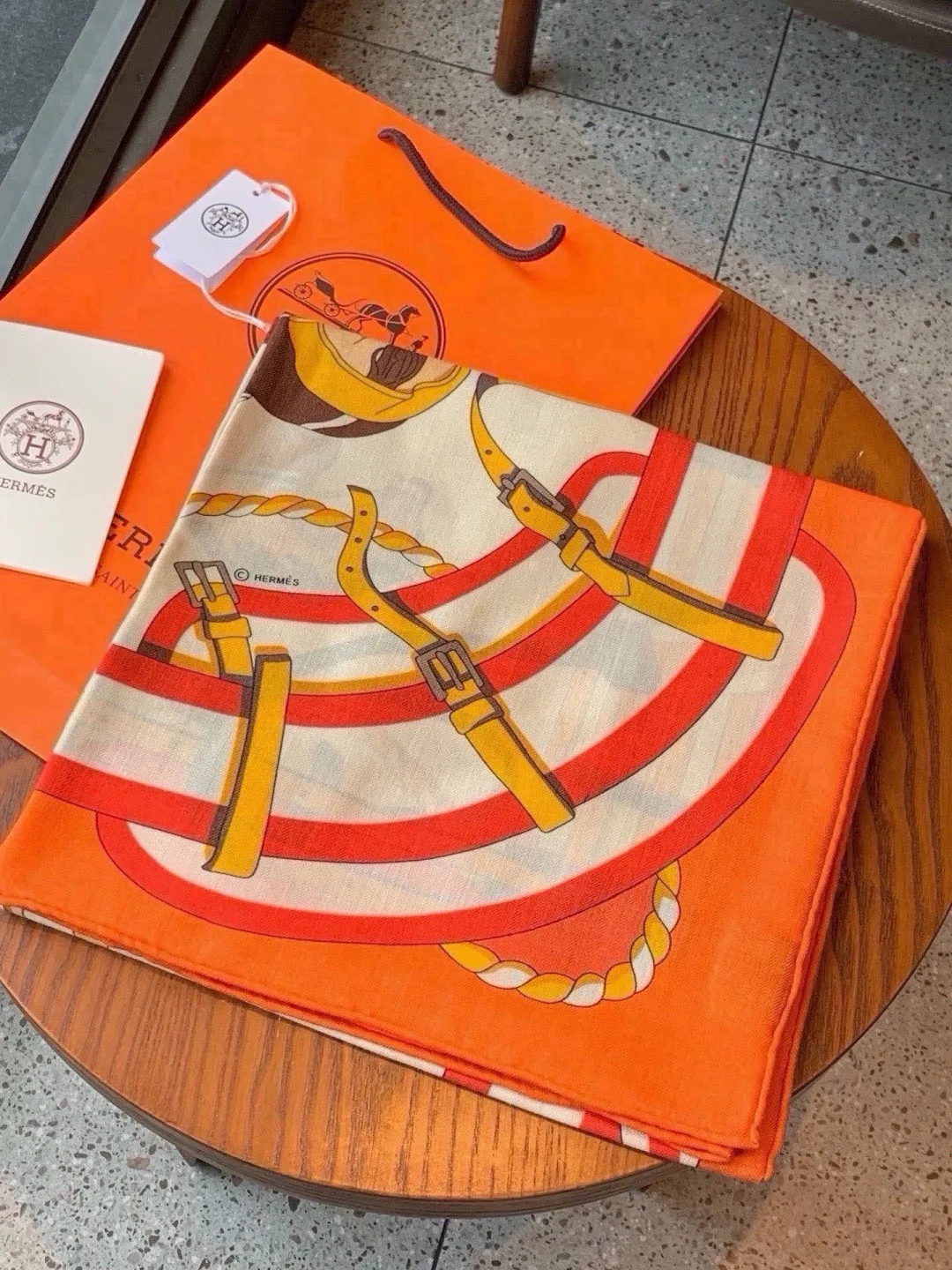 Silk Scarves HERMES 18003588