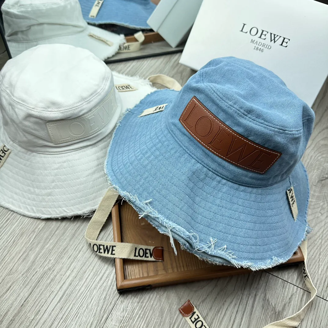Hats LOEWE 17604778