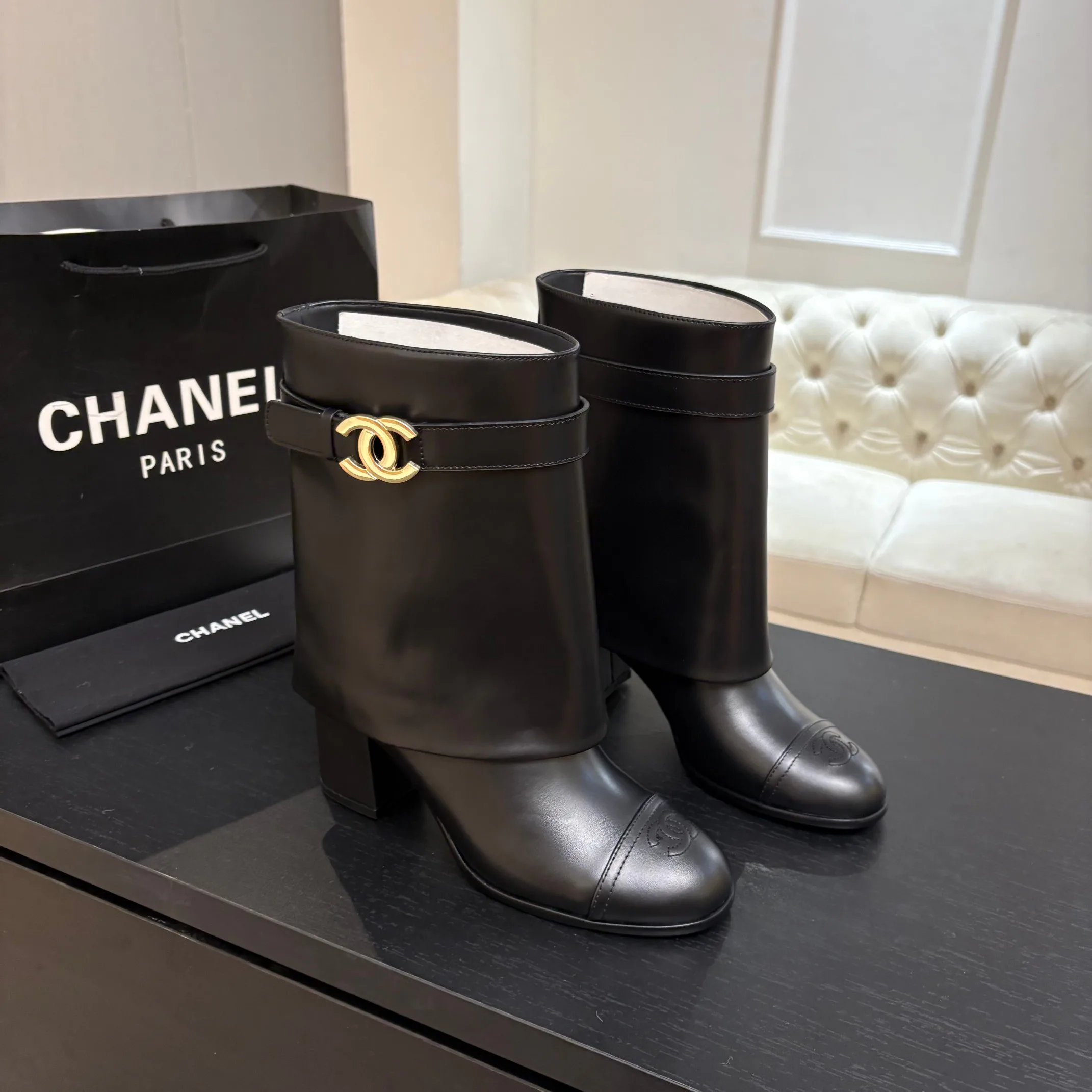 Сапоги Женские Chanel 18628040