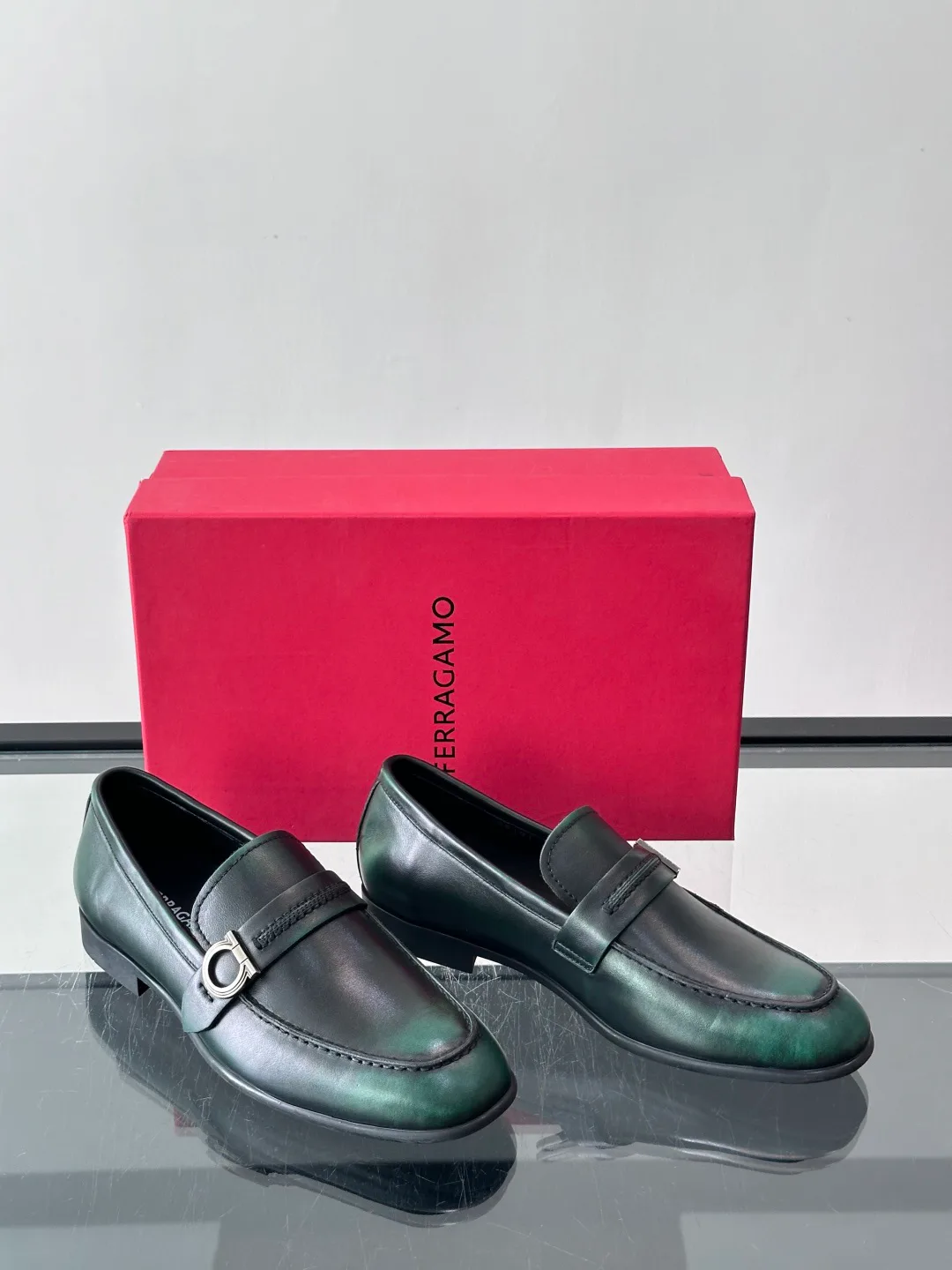 Men's Loafers And Dress Shoes SALVATORE FERRAGAMO 18079464